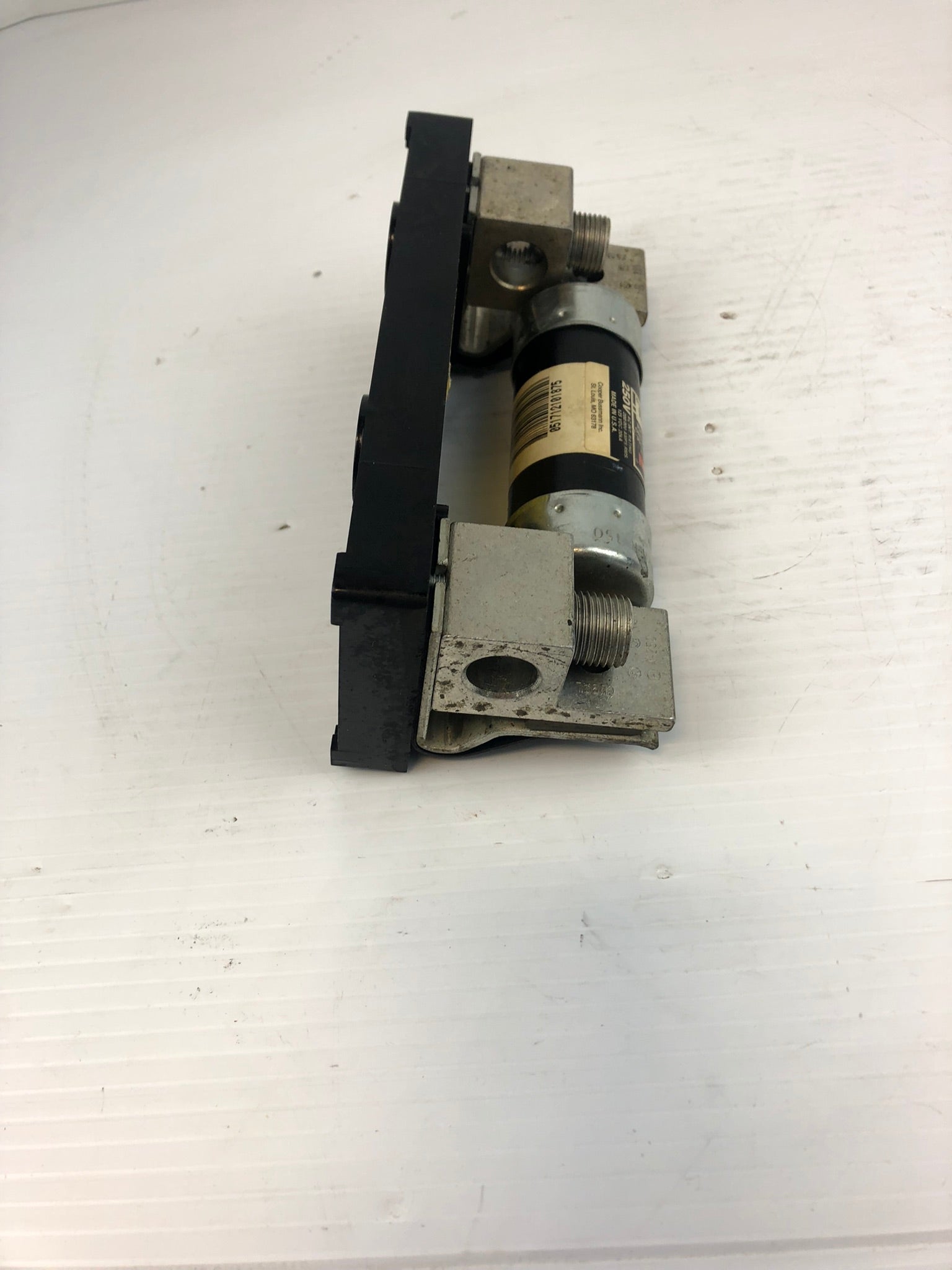 Fusetron Bussmann FRN-R-150 Dual Element Time Delay Fuse with Holder R25200-1CR