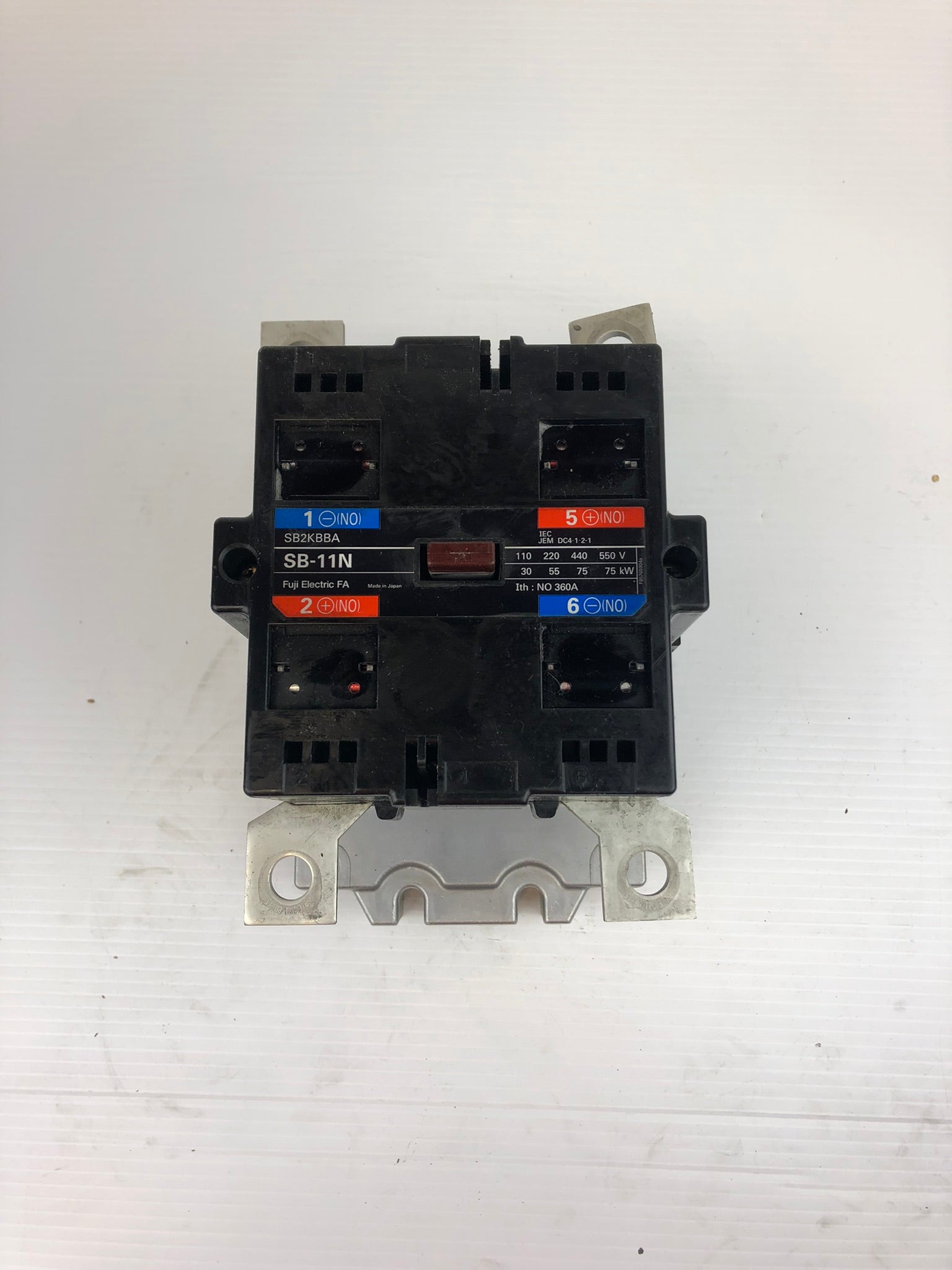 Fuji Electric SB-11N Magnetic Contactor SB2KBBA