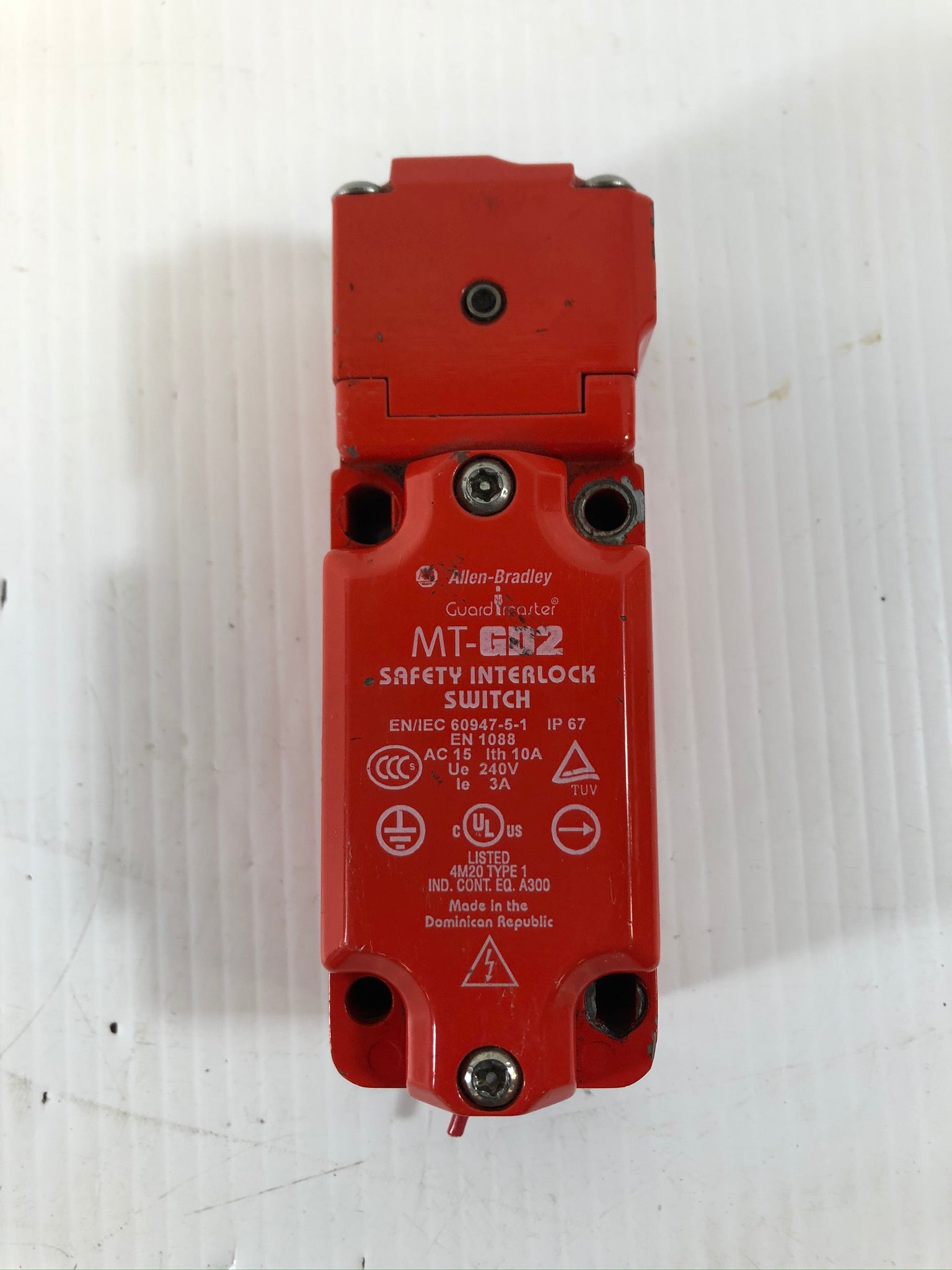 Allen-Bradley 440K-MT55029 Series C MT-GD2 Guardmaster Safety Interlock Switch
