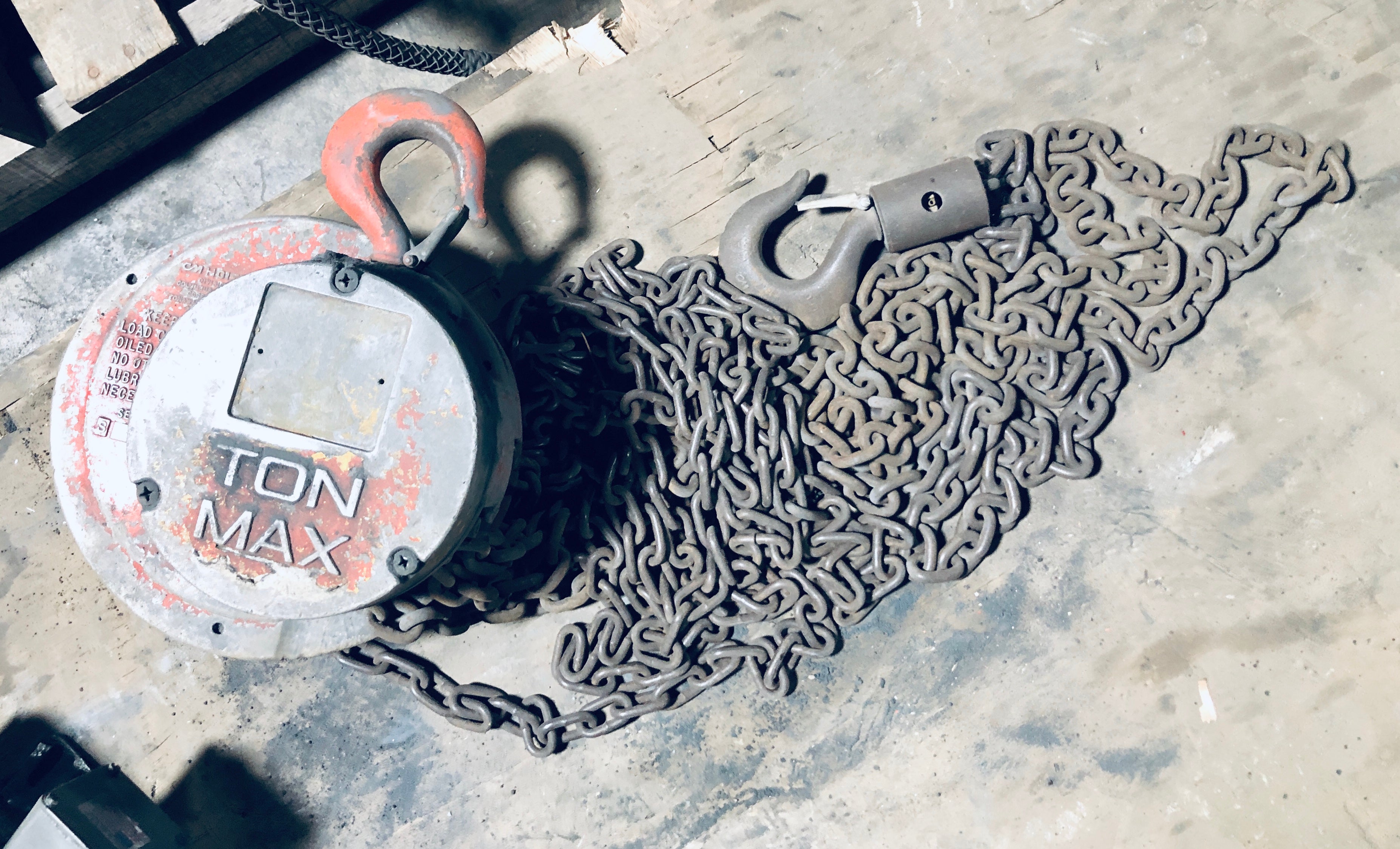 Ton Max Chain Hoist CM N015T