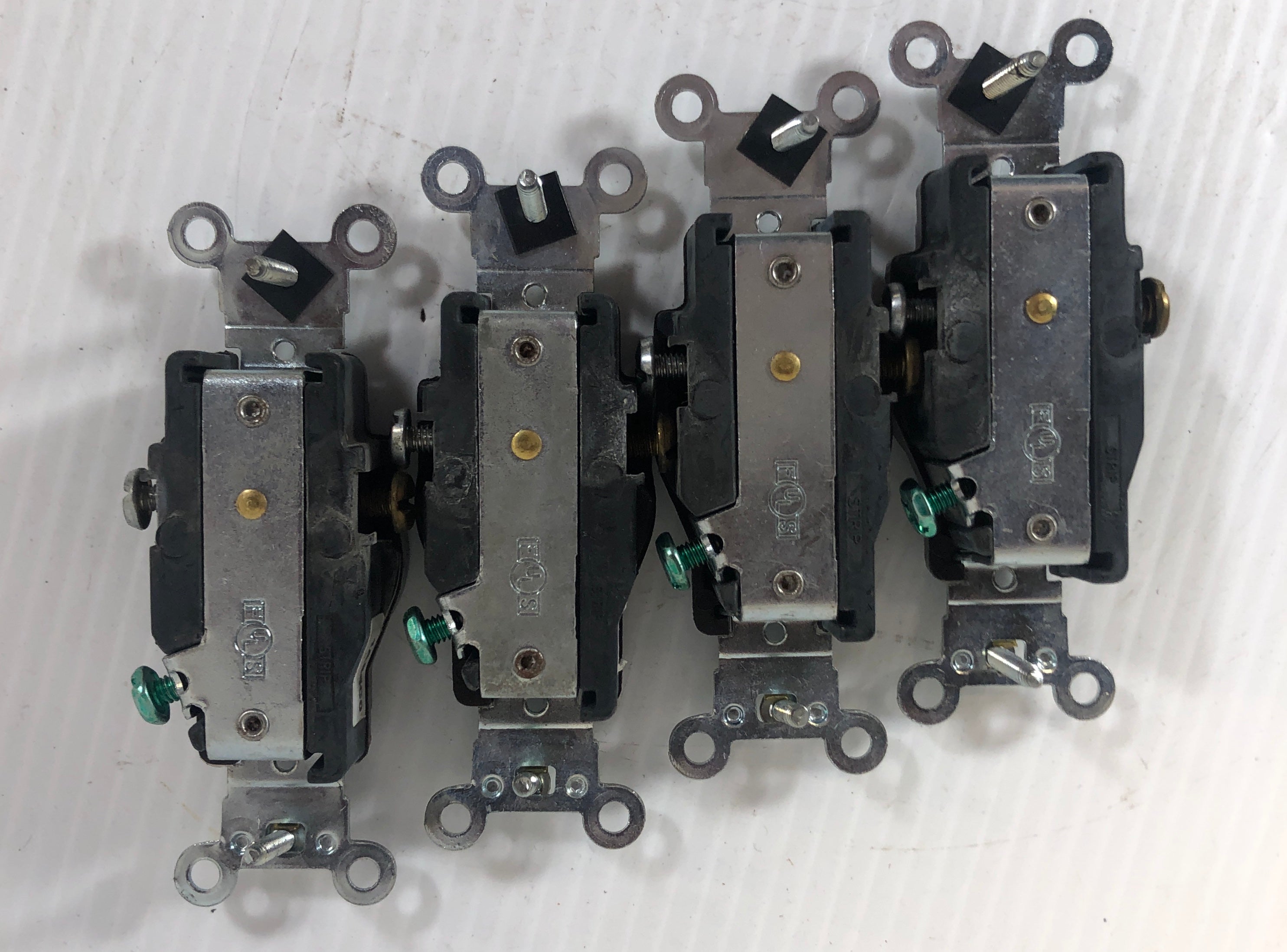 Single Electric Outlet Brown 1A54CO - Lot of 4