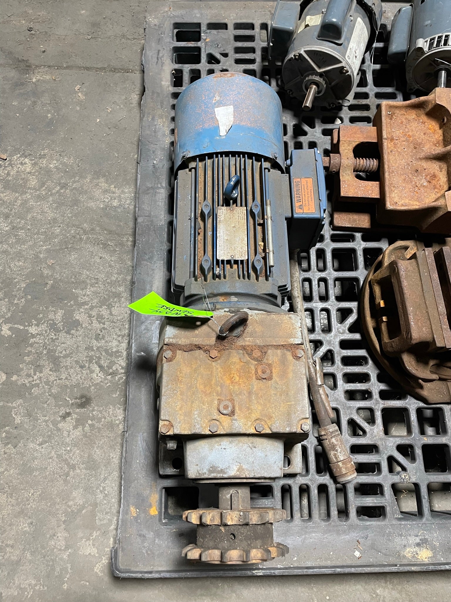 SEW DRE100L4BE5HR/FG/DH Eurodrive Gearmotor 3HP 60HZ 1735 RPM