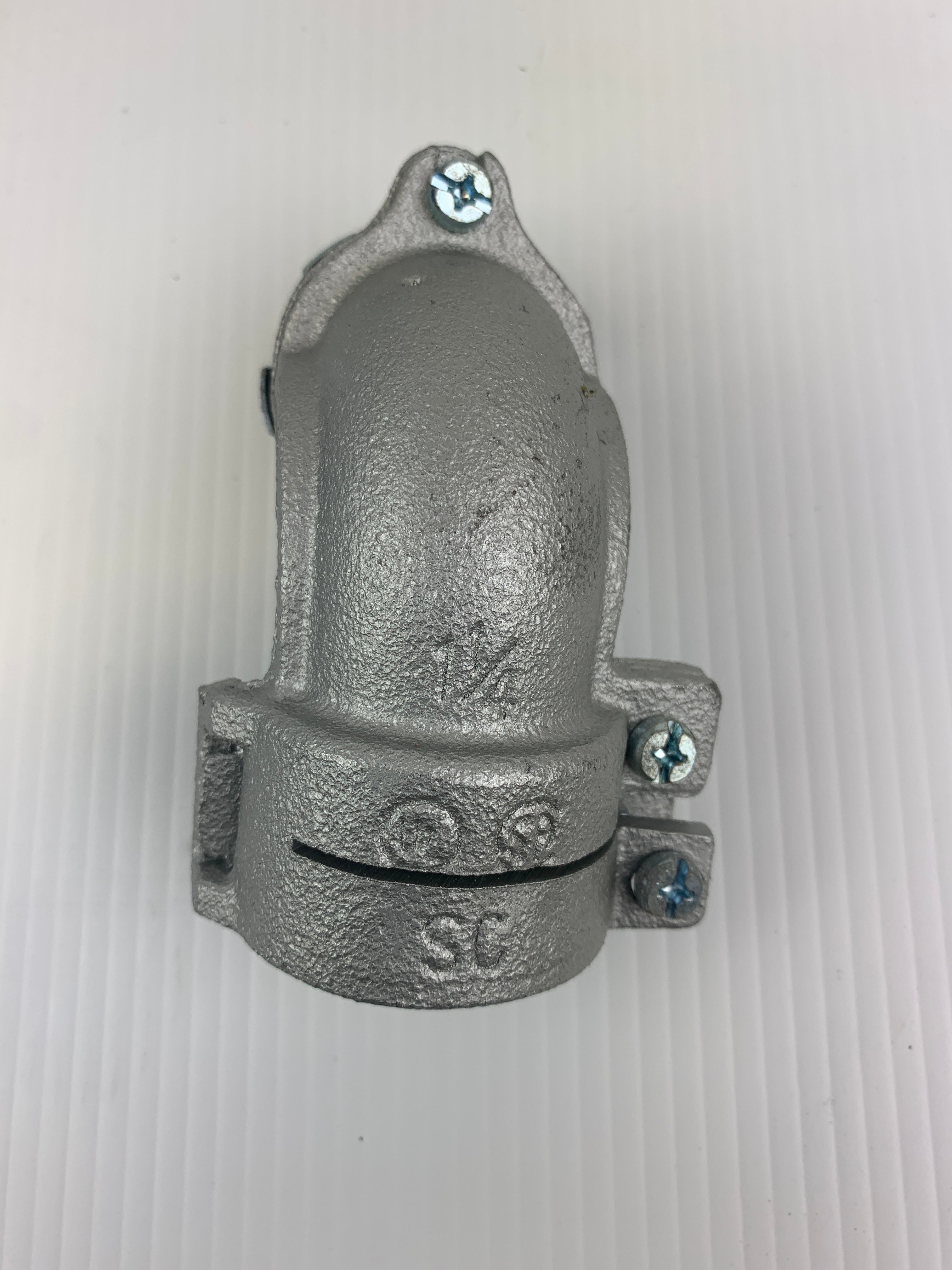 Thomas & Betts 1-1/4" Squeeze Connector 90 Degree XC 494 - Lot of 4