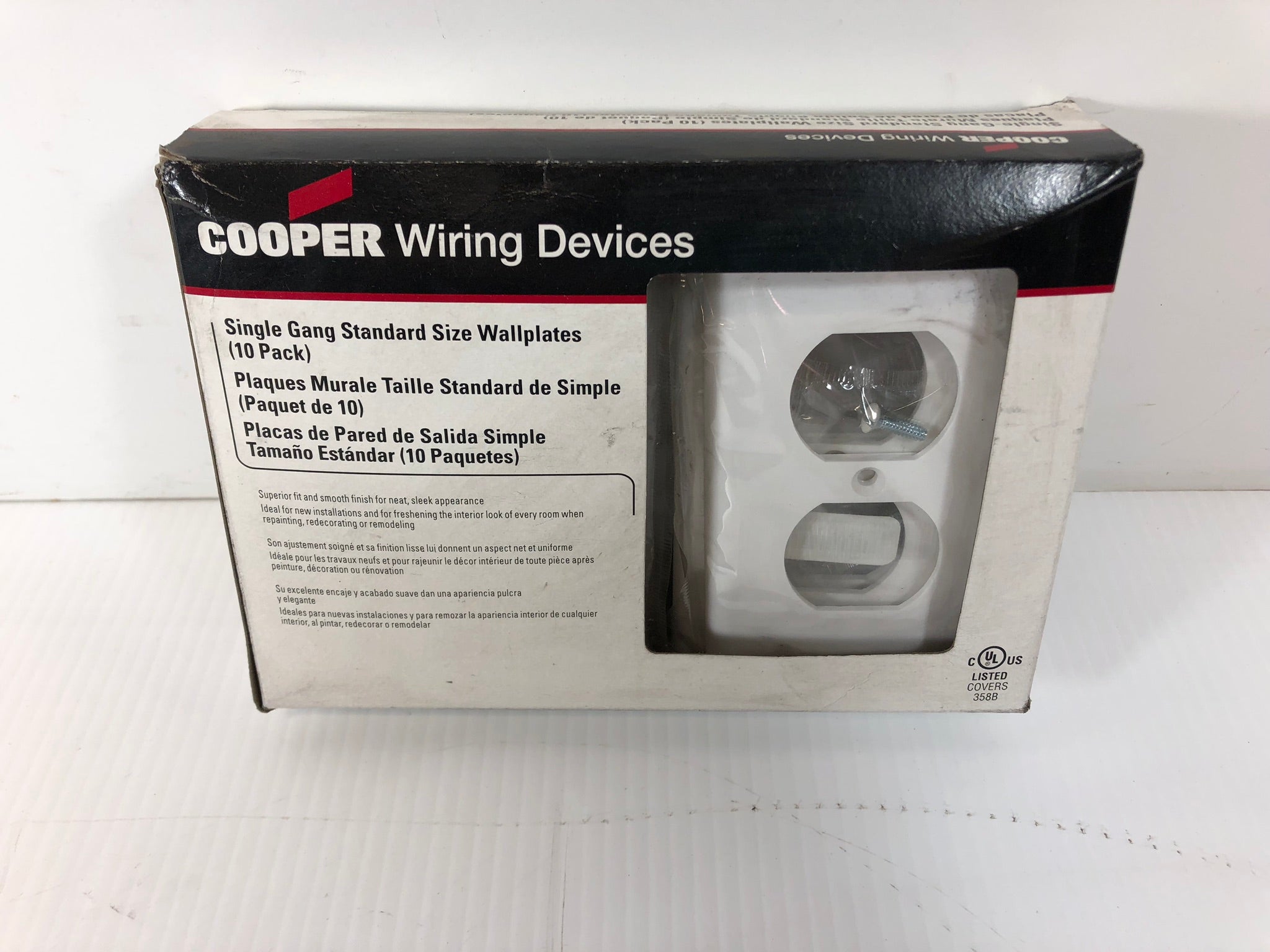 Box of 50 Cooper Wiring Outlet Covers Plastic White Standard Duplex Wall Plate