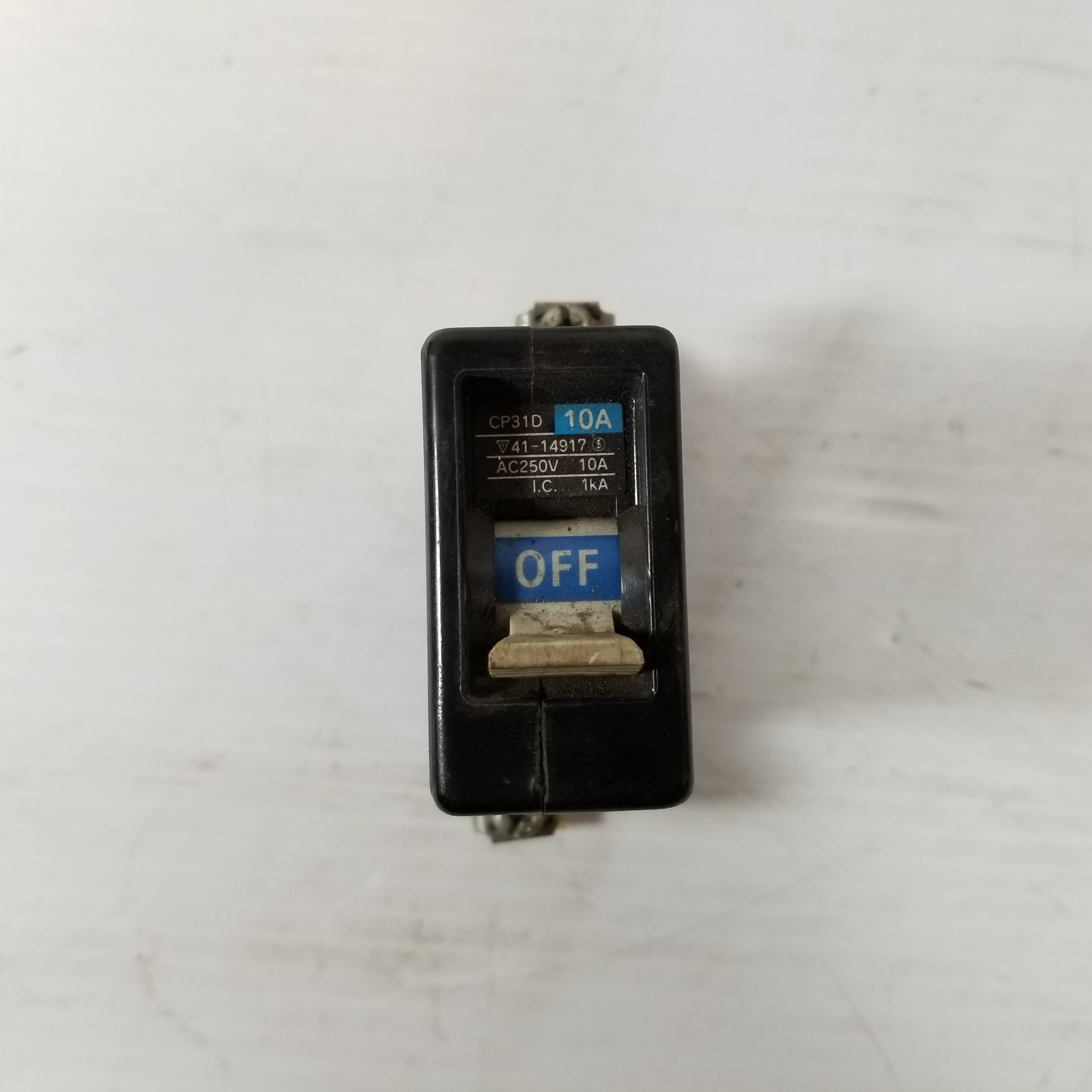 Fuji Electric CP31D 10A 1-Pole Circuit Breaker / Protector (Lot of 6)