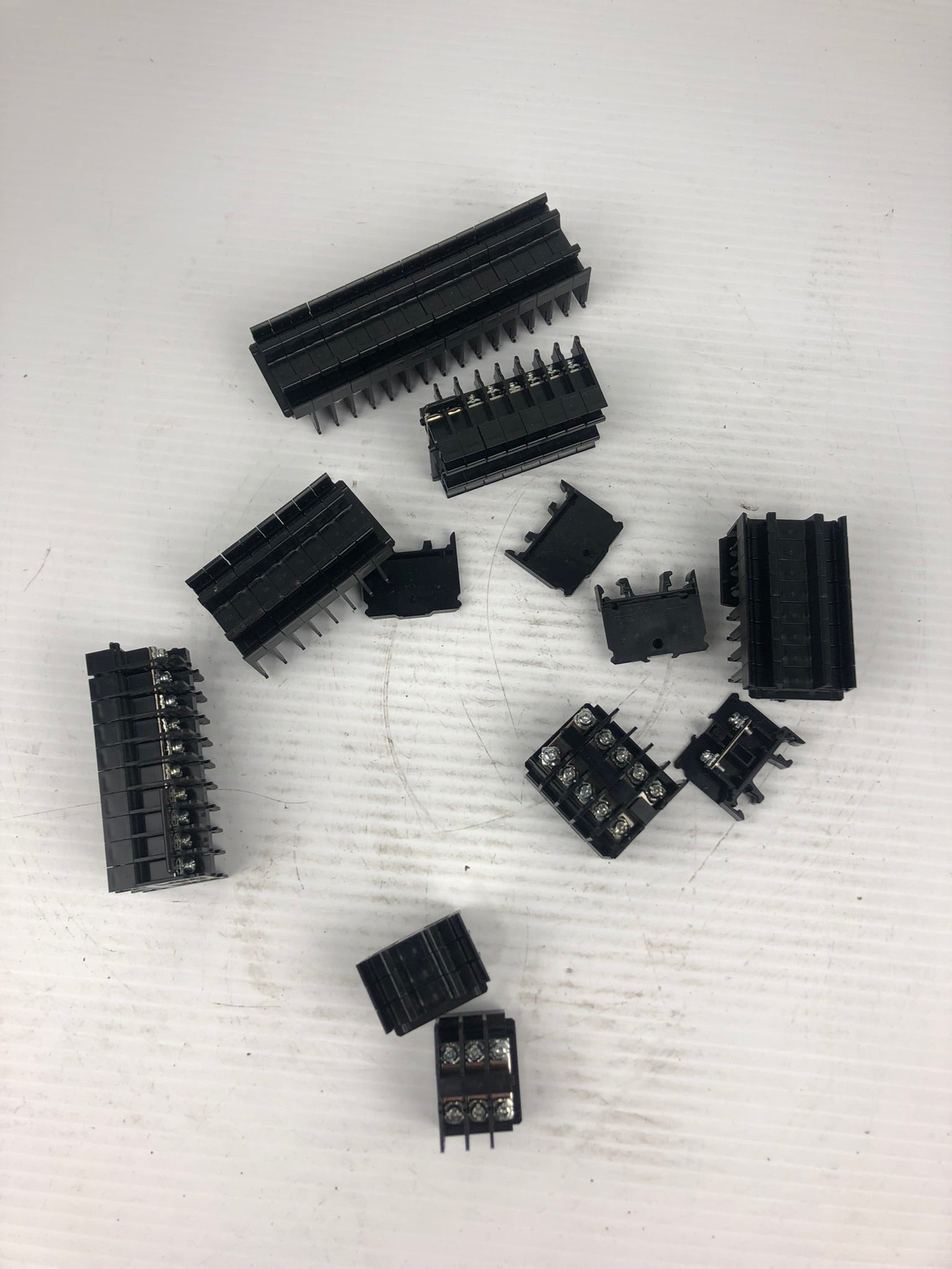 IDEC BN15MW Terminal Blocks - Lot of 63