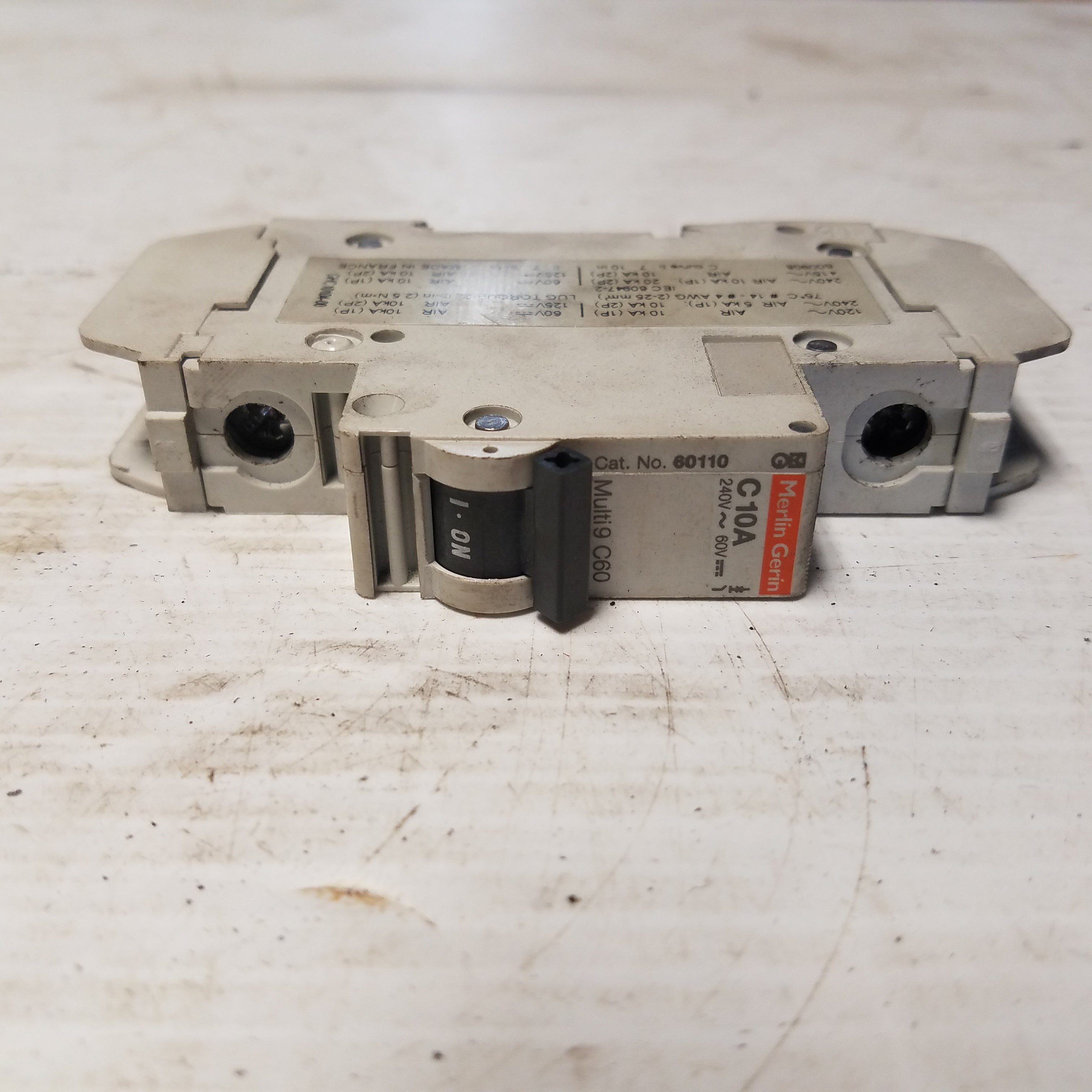 Merlin Gerin 60110 C10A Circuit Breaker