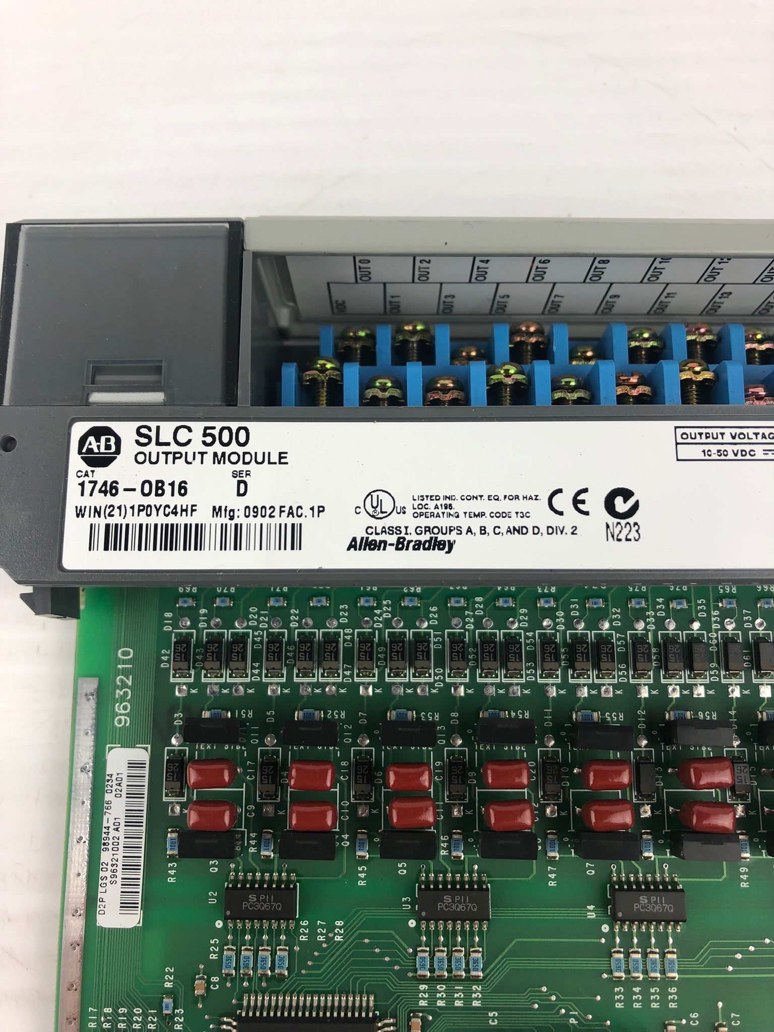 Allen-Bradley 1746-0B16 Series D Output Module SLC 500
