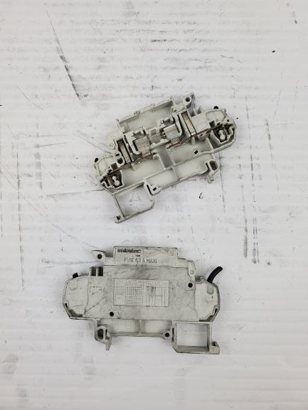 Entrelec Fuse 6.3 A Maxi Terminal Block Fuse Holder (Lot of 2)