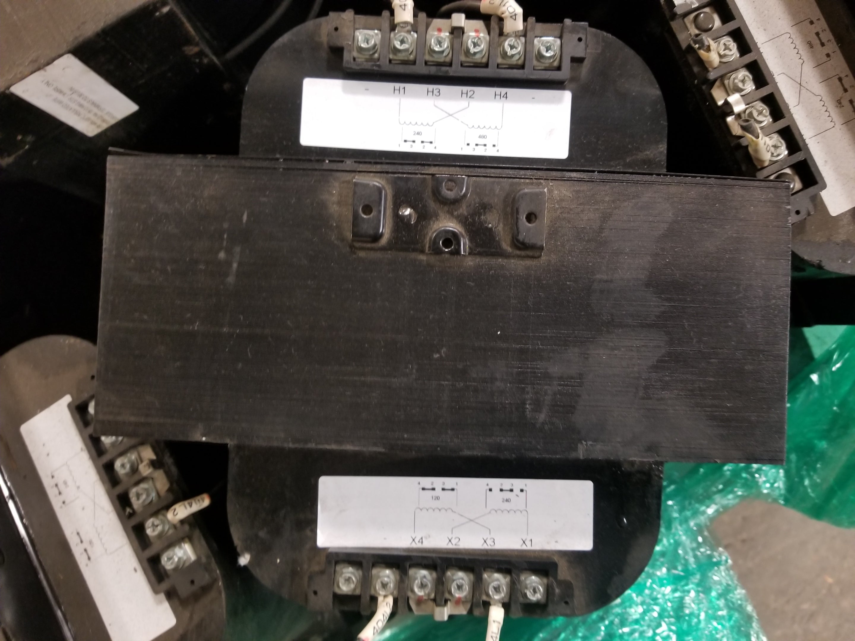 Allen-Bradley 1497B-A14-M14-0-N Transformer 240X480 3kVA