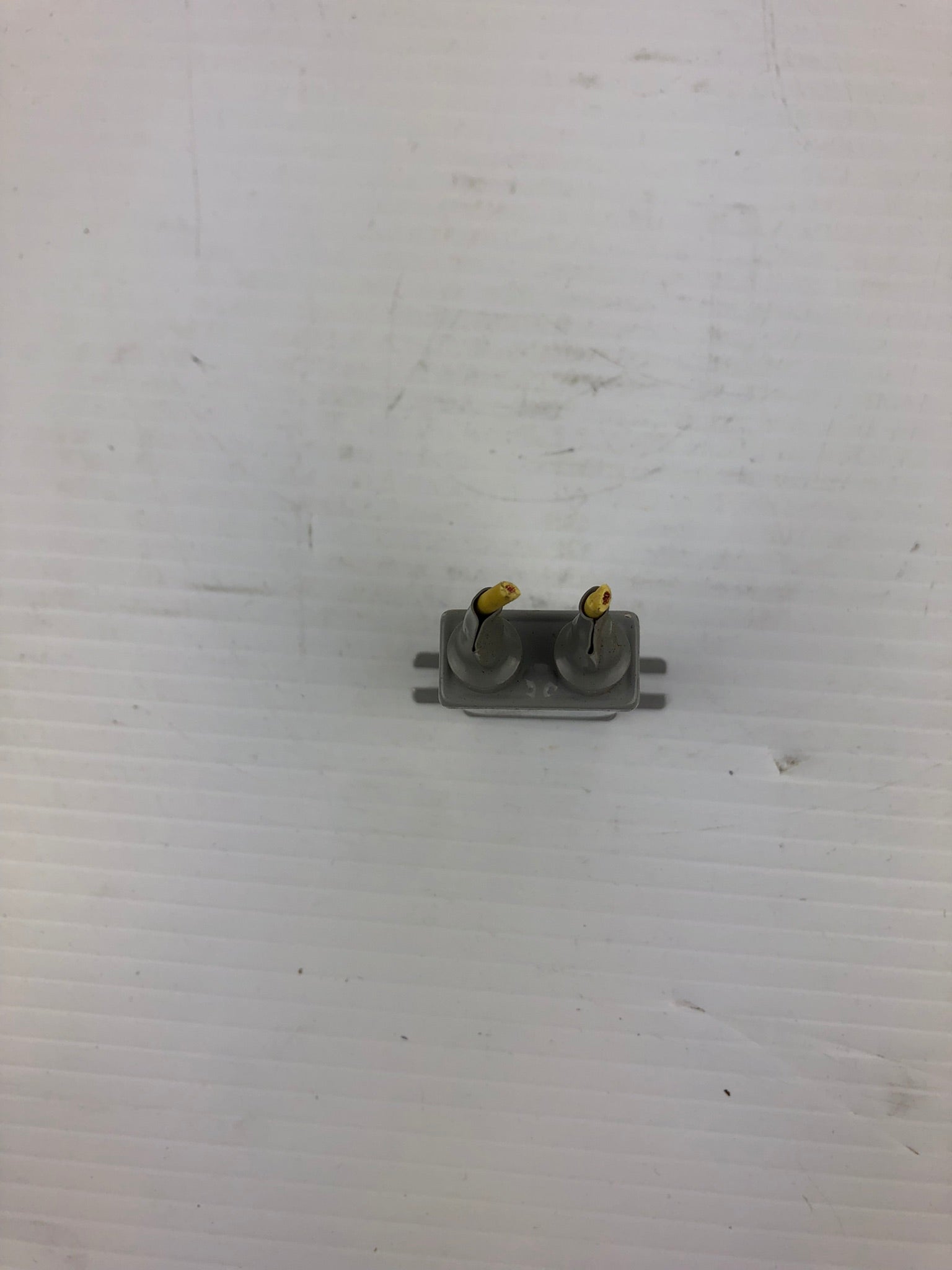 Marcon CRH-20470 Capacitor 500 VAC 50/60 Hz 8V27