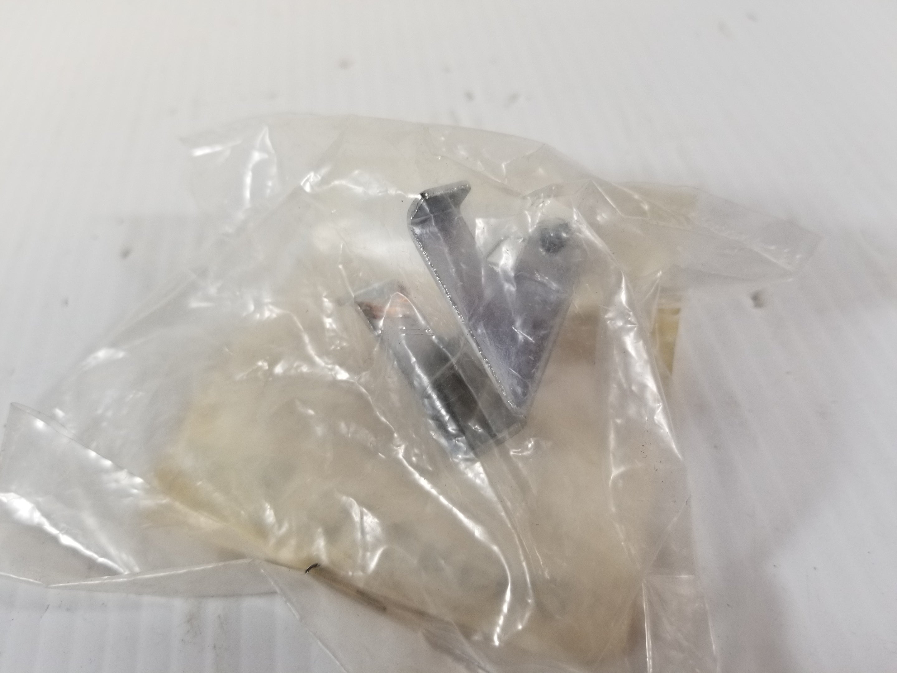 Dayton 2KEN2 Replacement Hoist Latch Kit 200-800LBs