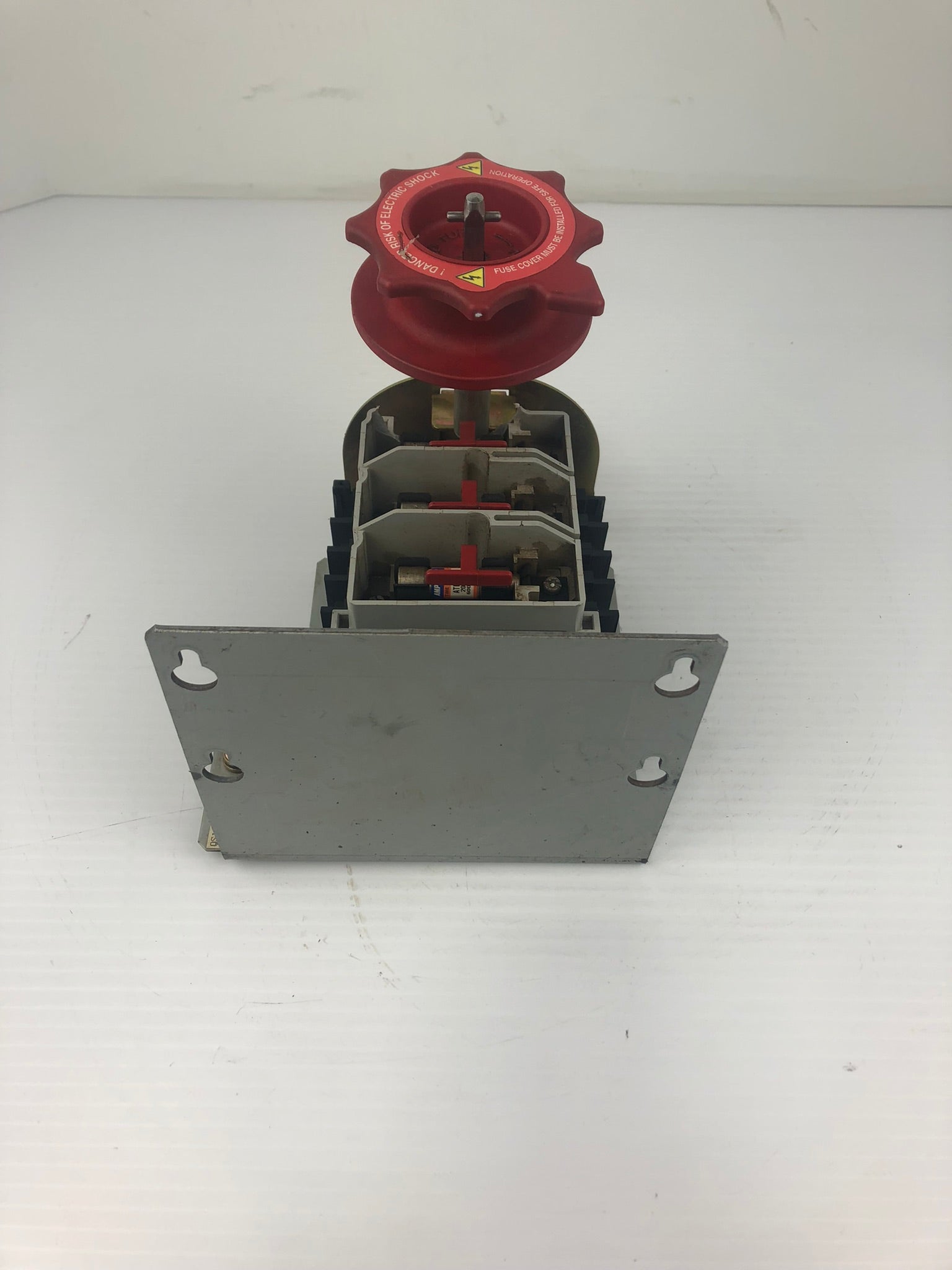 Allen-Bradley 194RF-NC030* Ser A Fused Disconnect Switch Mounted Broken Casing