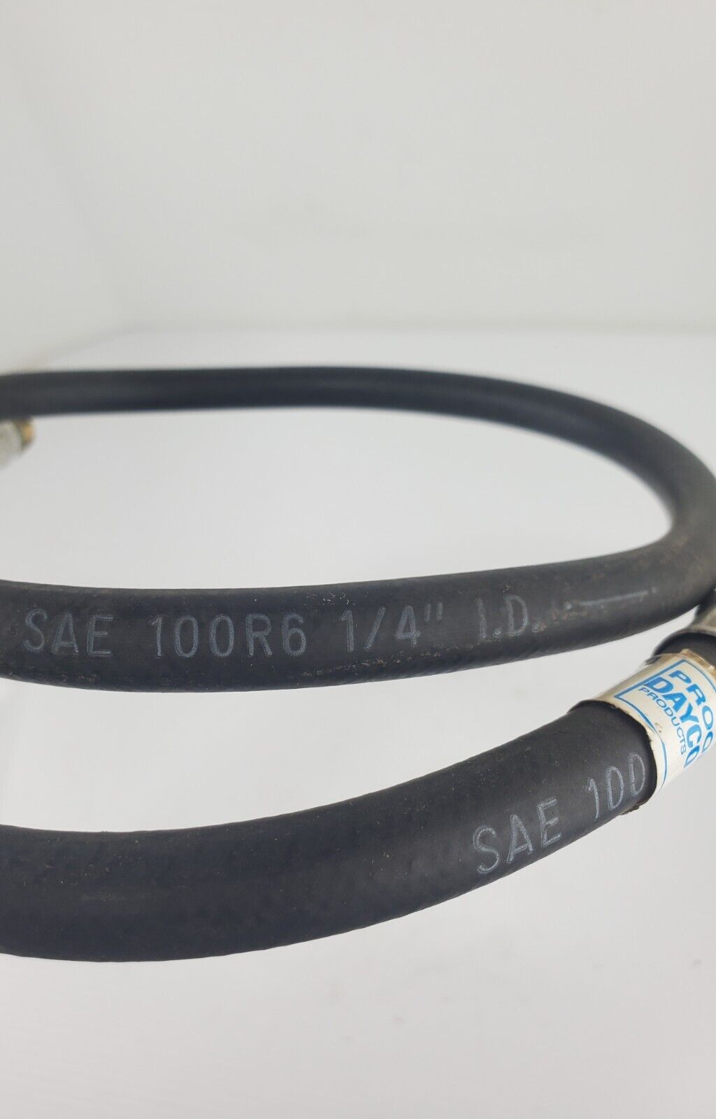 Dayco SAE 100R6 1/4" Hose - Overall Length 36"