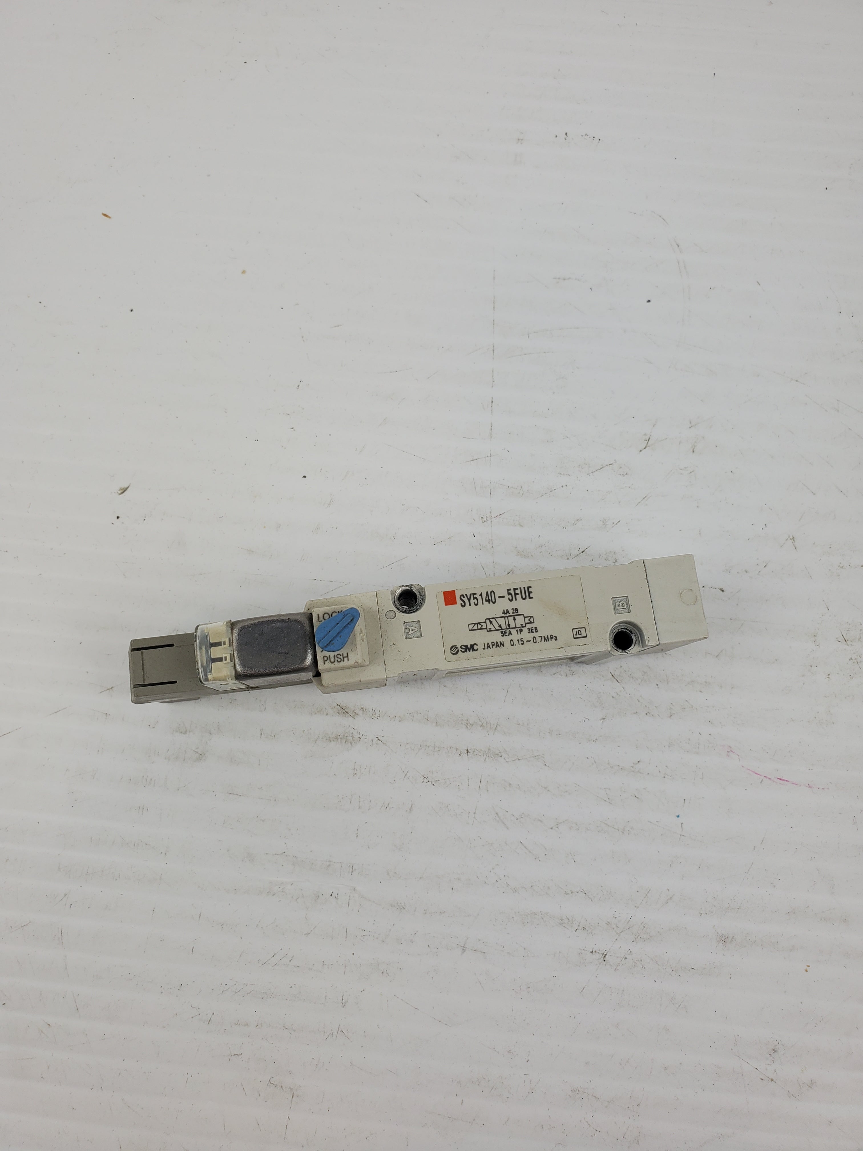 SMC SY5140-5FUE Solenoid Valve 0.15-0.7MPa