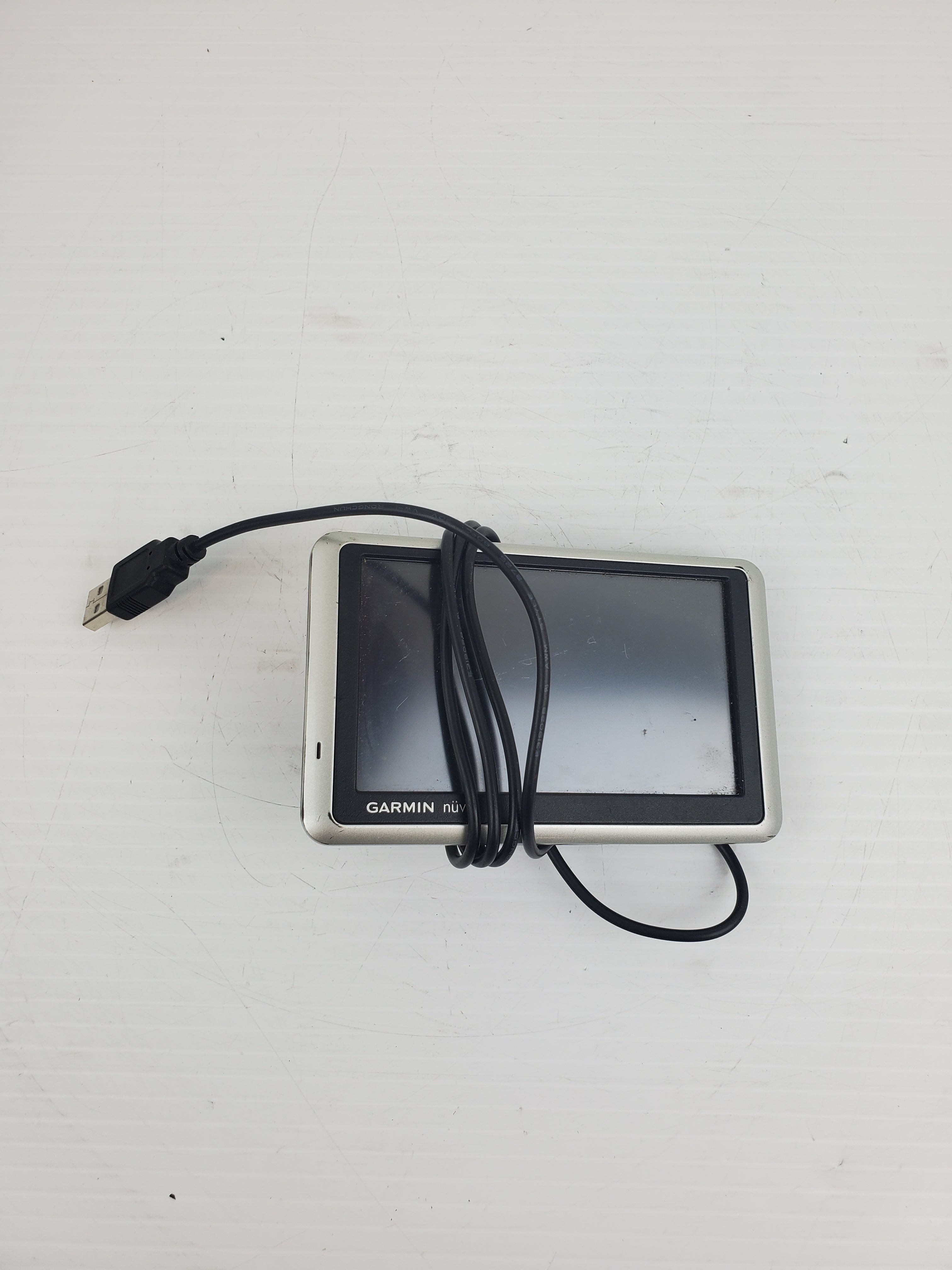 Garmin 23C138374 Nuvi 1300 GPS with USB Power Cable