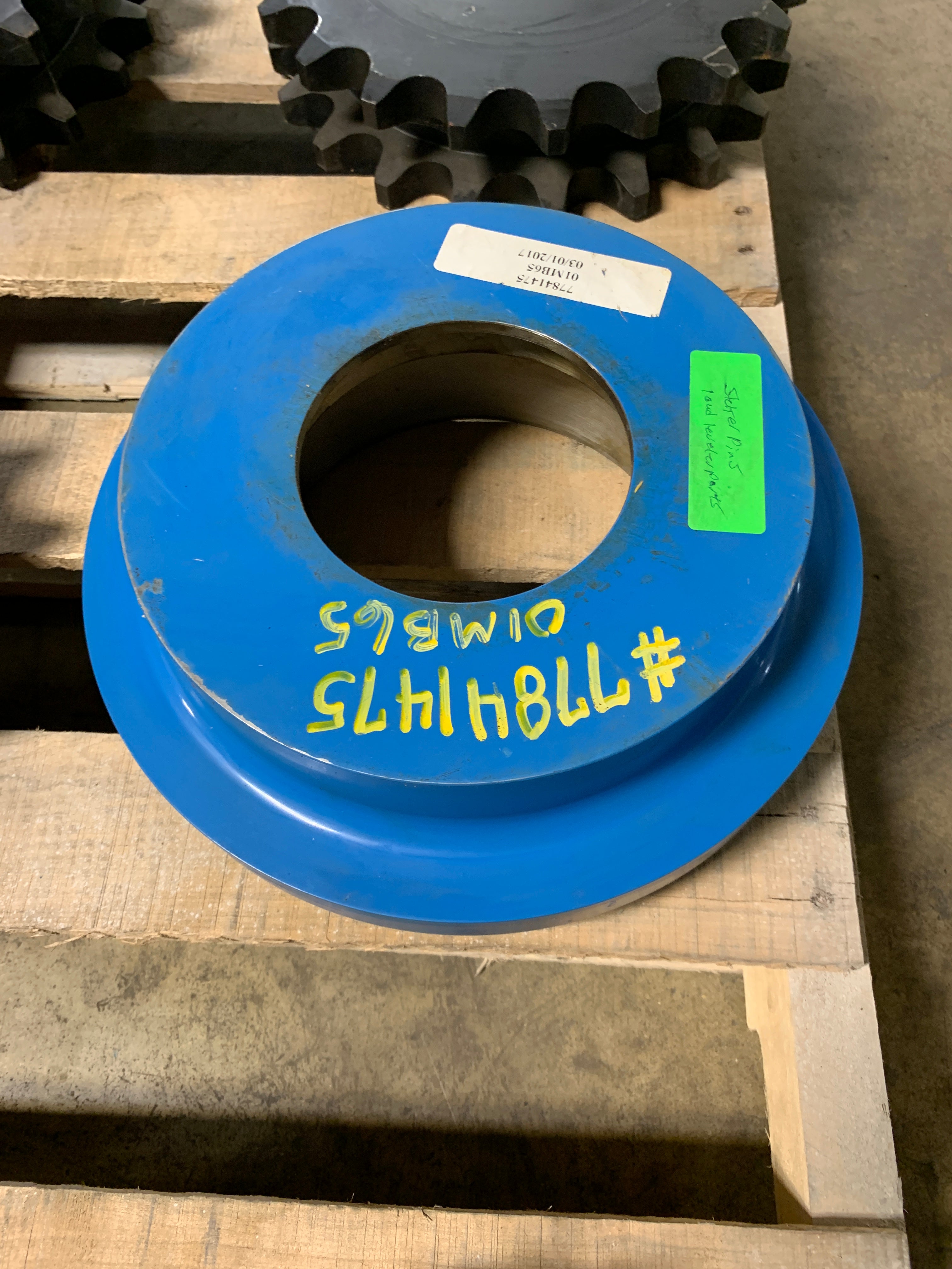 Load Leveler Cover Part 77841475 01MB65 12" O.D.