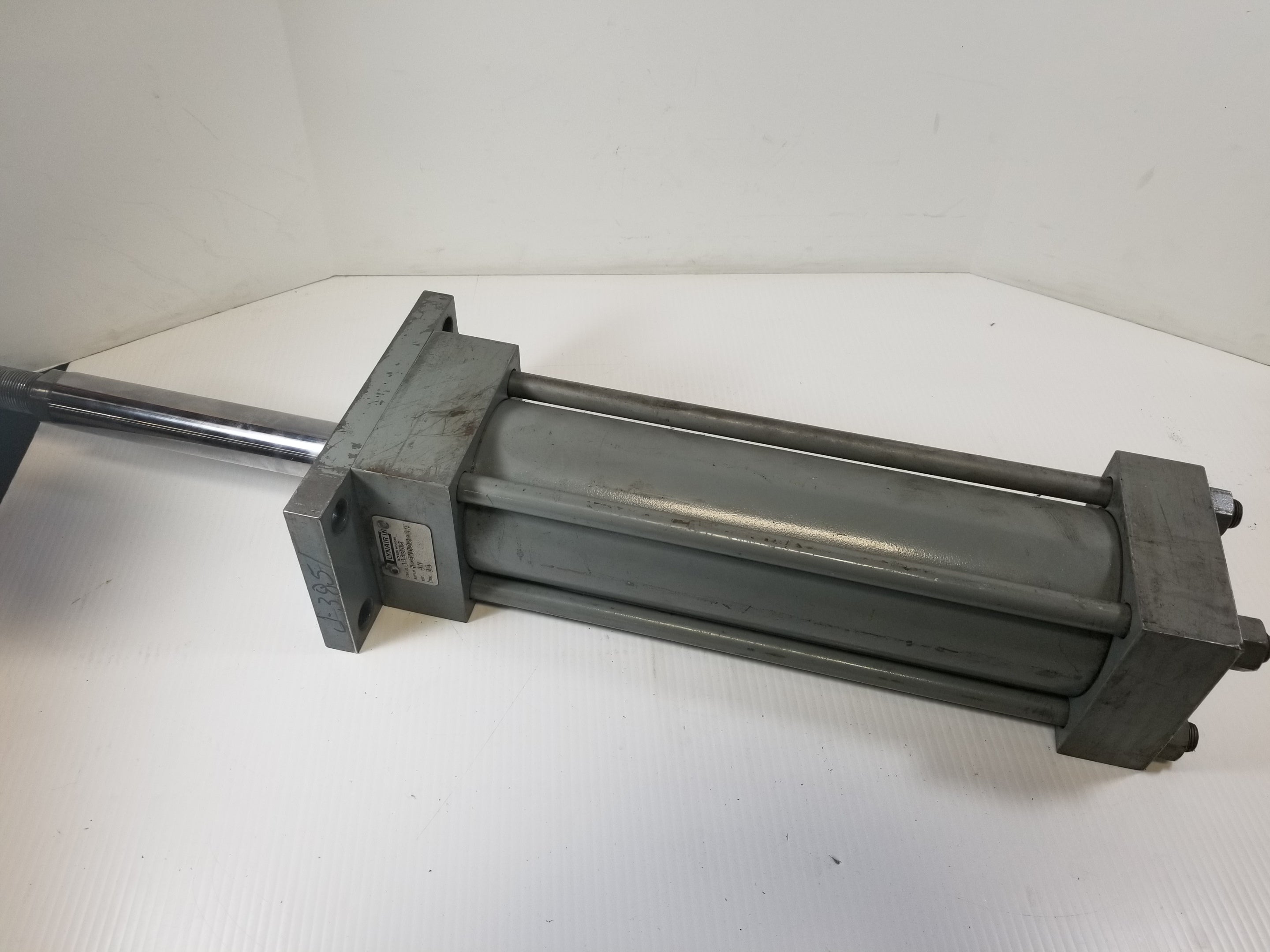 Lynair H-31/4CO2-11 Hydraulic Cylinder