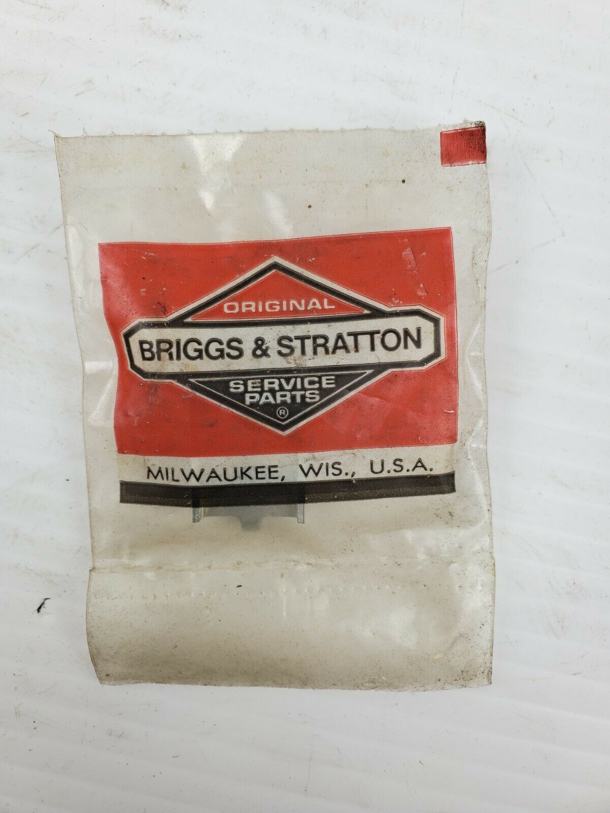 Brigg & Stratton 224057 Conduit Casing Clamp Clip 9308