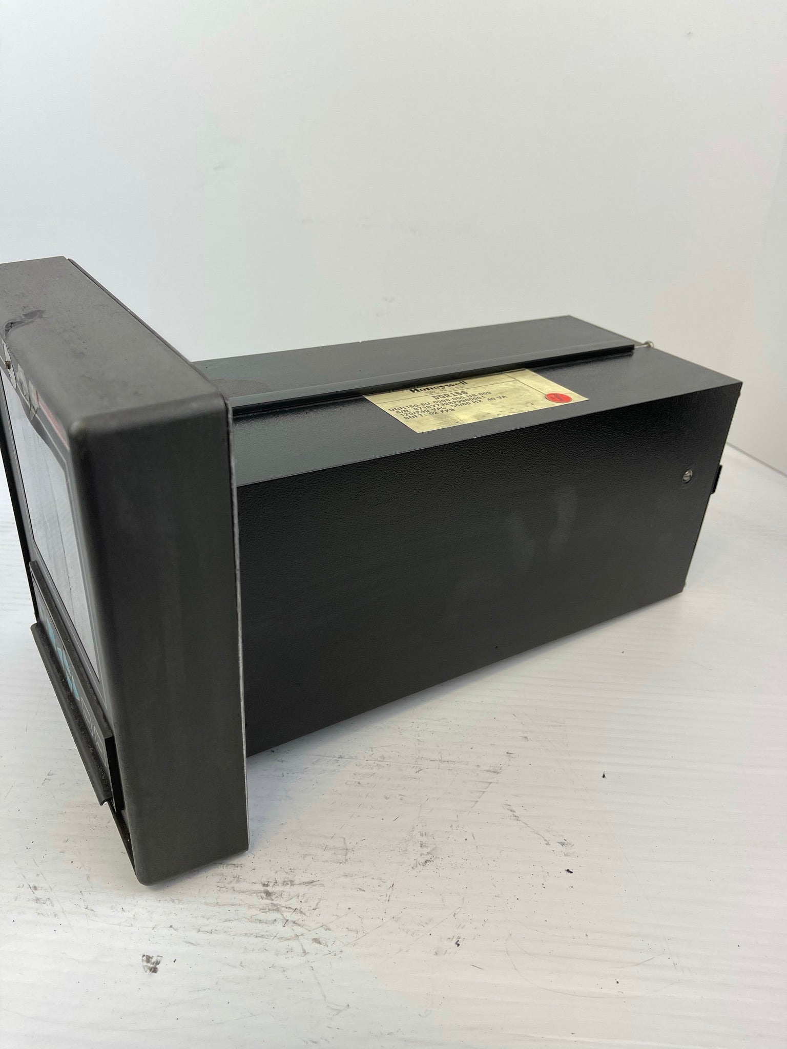 Honeywell Controller DGR150-8U-0000-000-US-000 120/240 VAC 50/60 HZ 40 VA