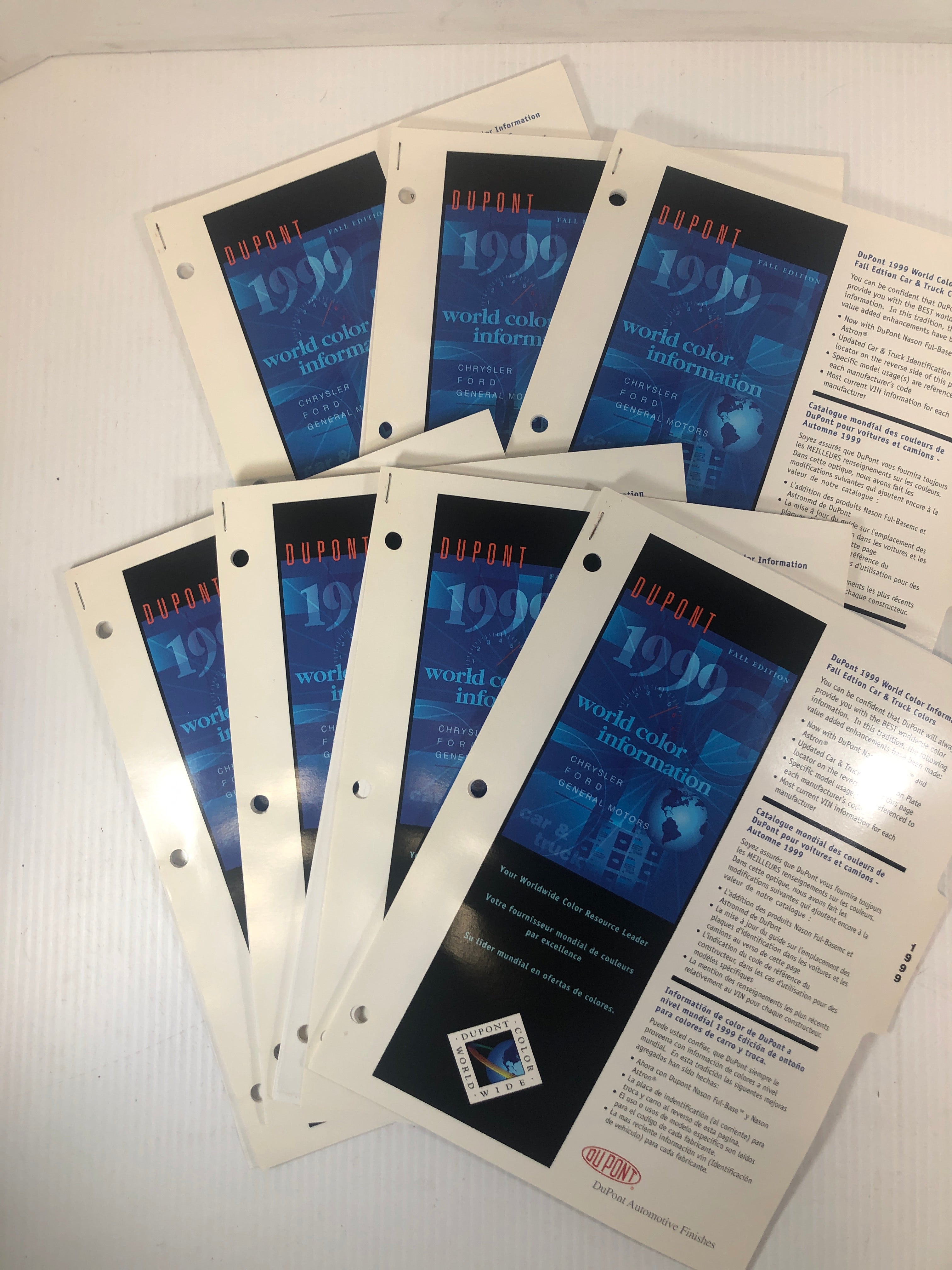 DuPont World Color Information Lot of 7 Booklets 1999
