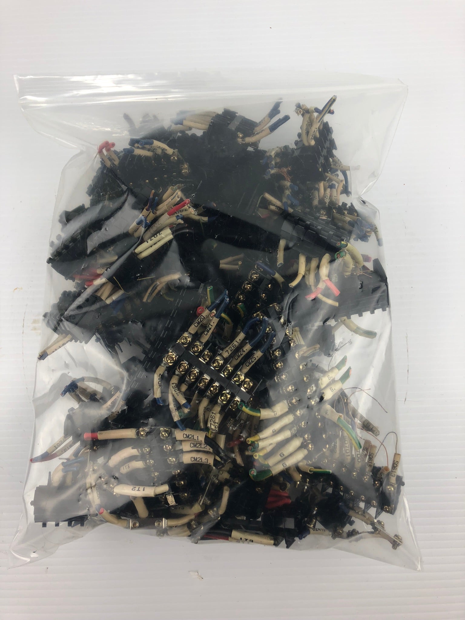Togi CT-15 Terminal Blocks 660V 5A - Lot of 337