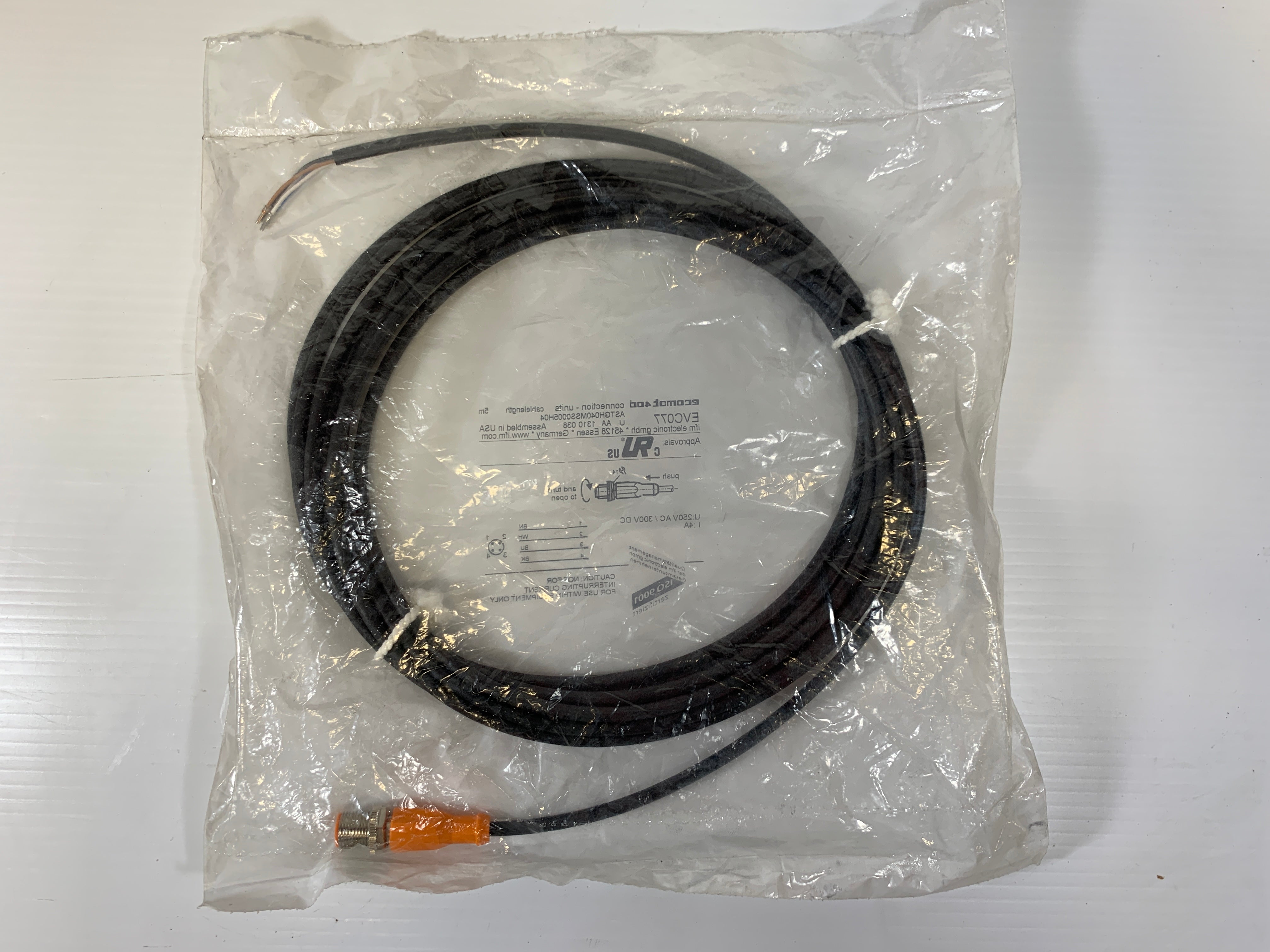 IFM Ecomat Connection Unit EVC077 Cable 5m