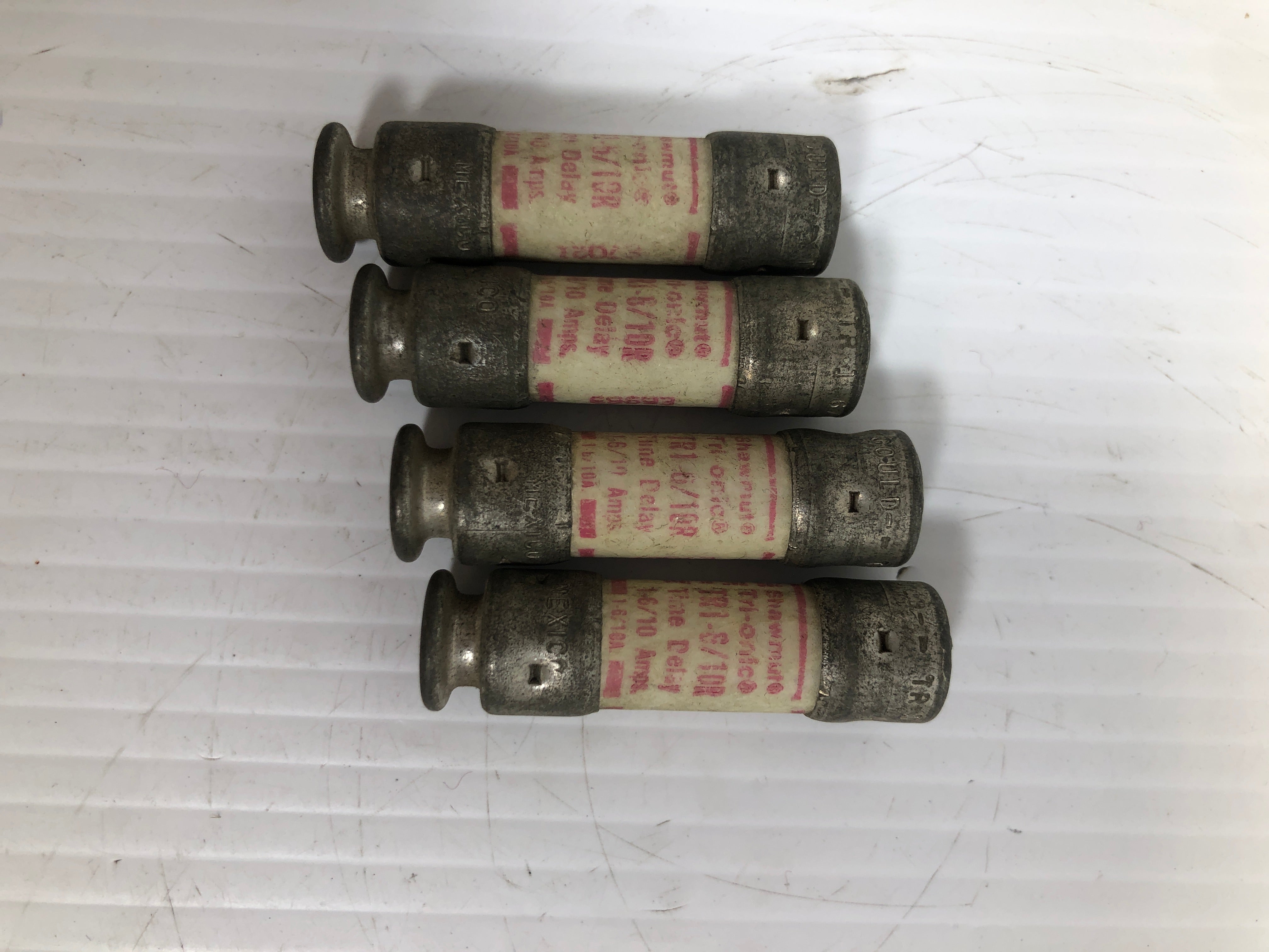 Gould Shawmut TR 6/10 Tri-Onic Fuse - Lot of 4