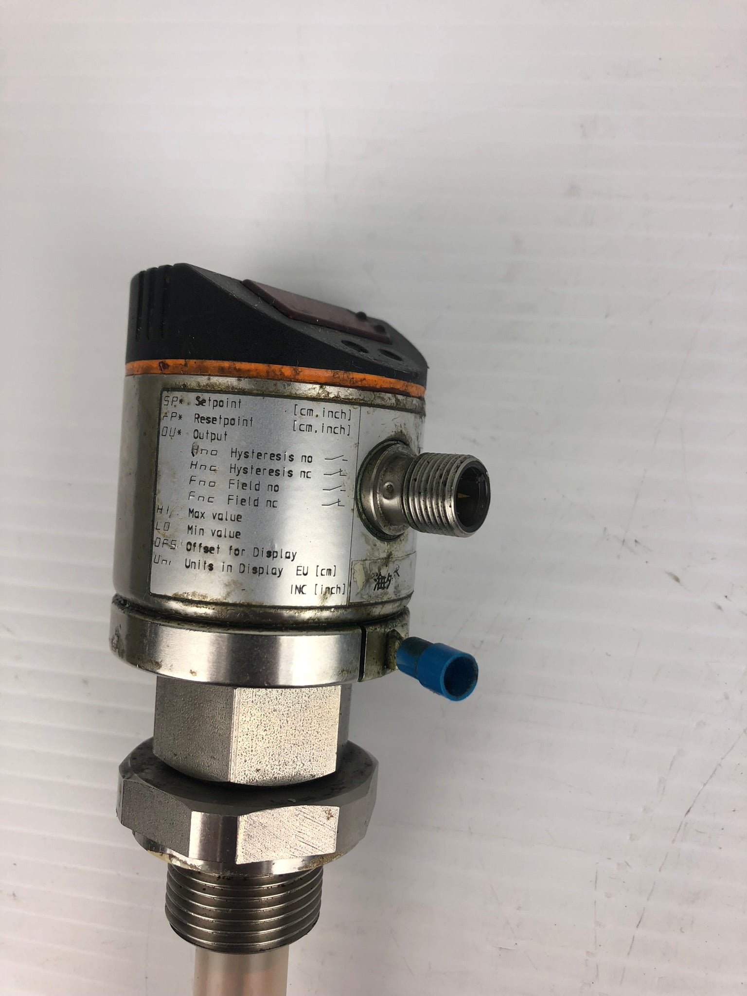 IFM Effector Level Sensor LK7023 Dual Output 45127 LK0472A-A-00KQPKG/US