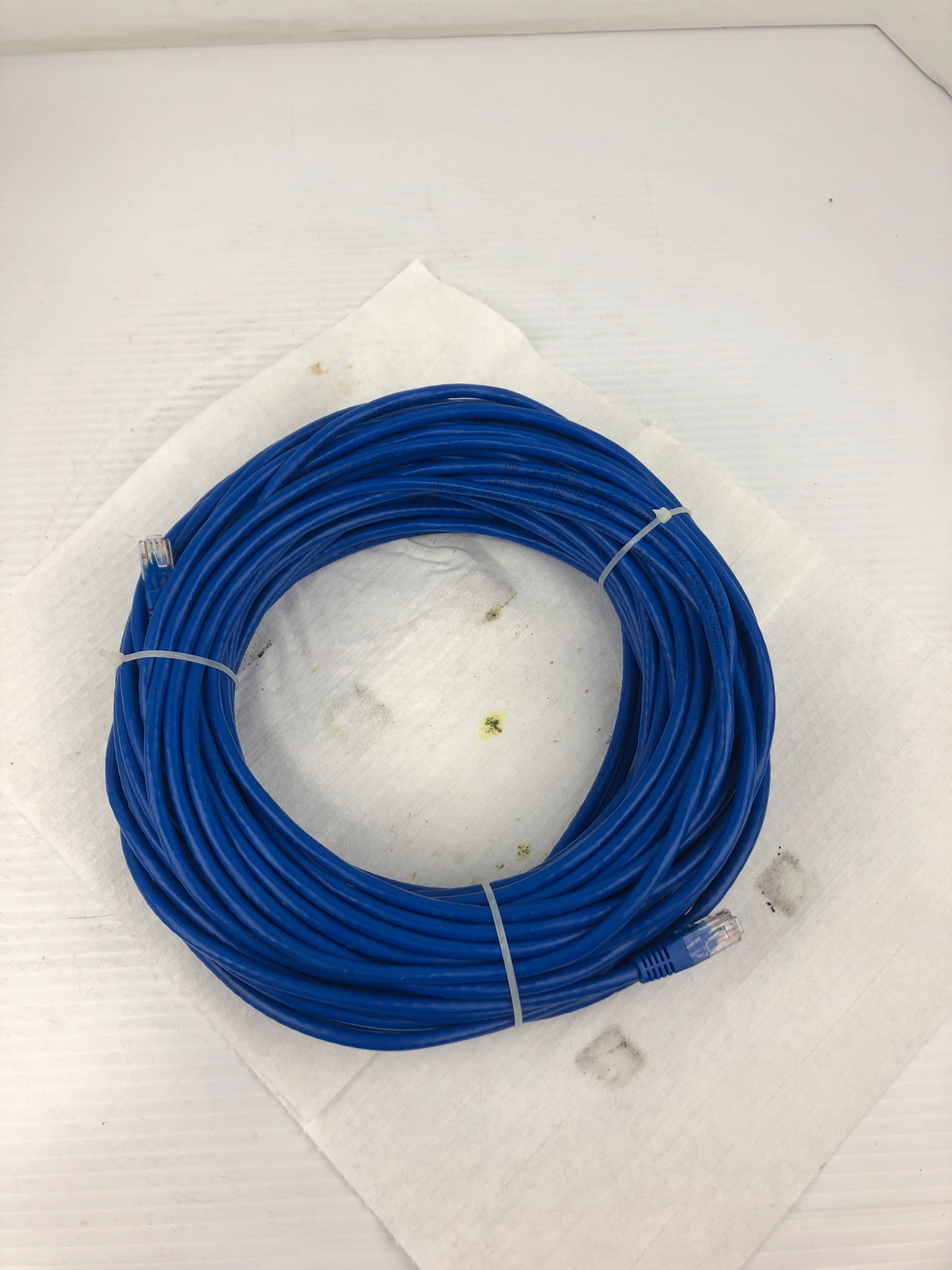 UTP E330080 Cat 6 Patch Cable ISO/IEC 11801 24 AWG 25+ Ft.