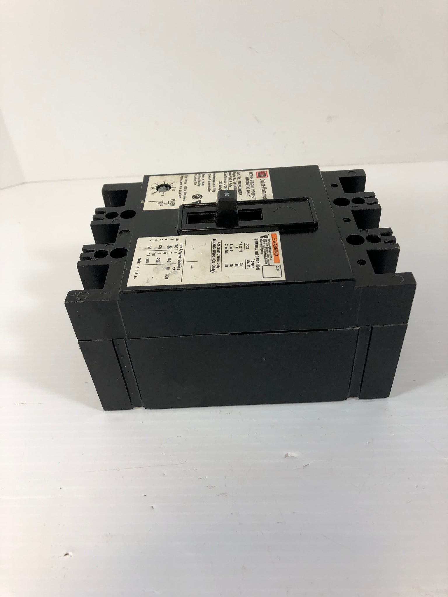 Cutler-Hammer 30 Amp Motor Circuit Protector Breaker MCP13300CR 600 VAC 3 Pole