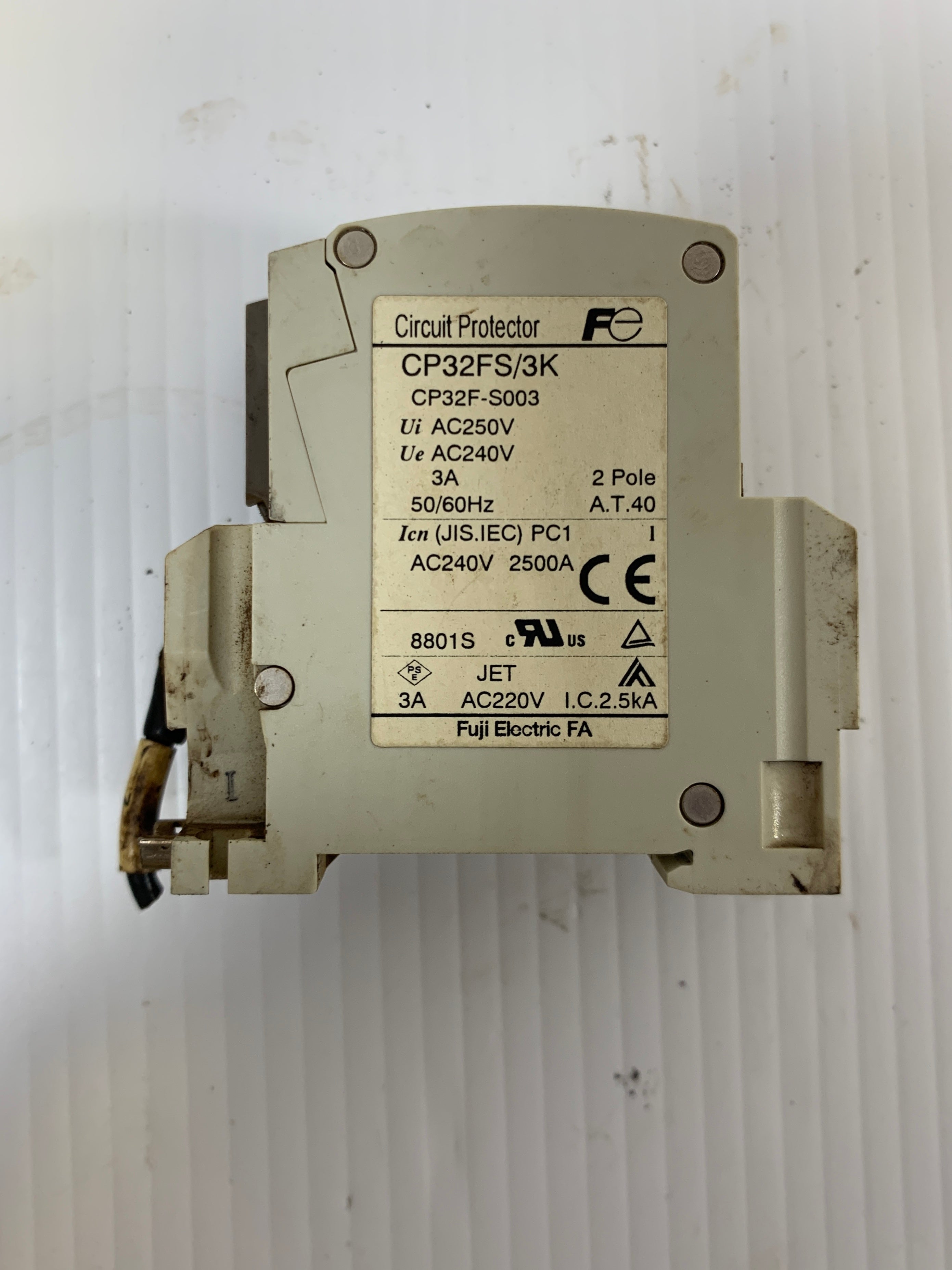 Fuji Circuit Breaker CP32FS/3K 2 Pole 3 Amp