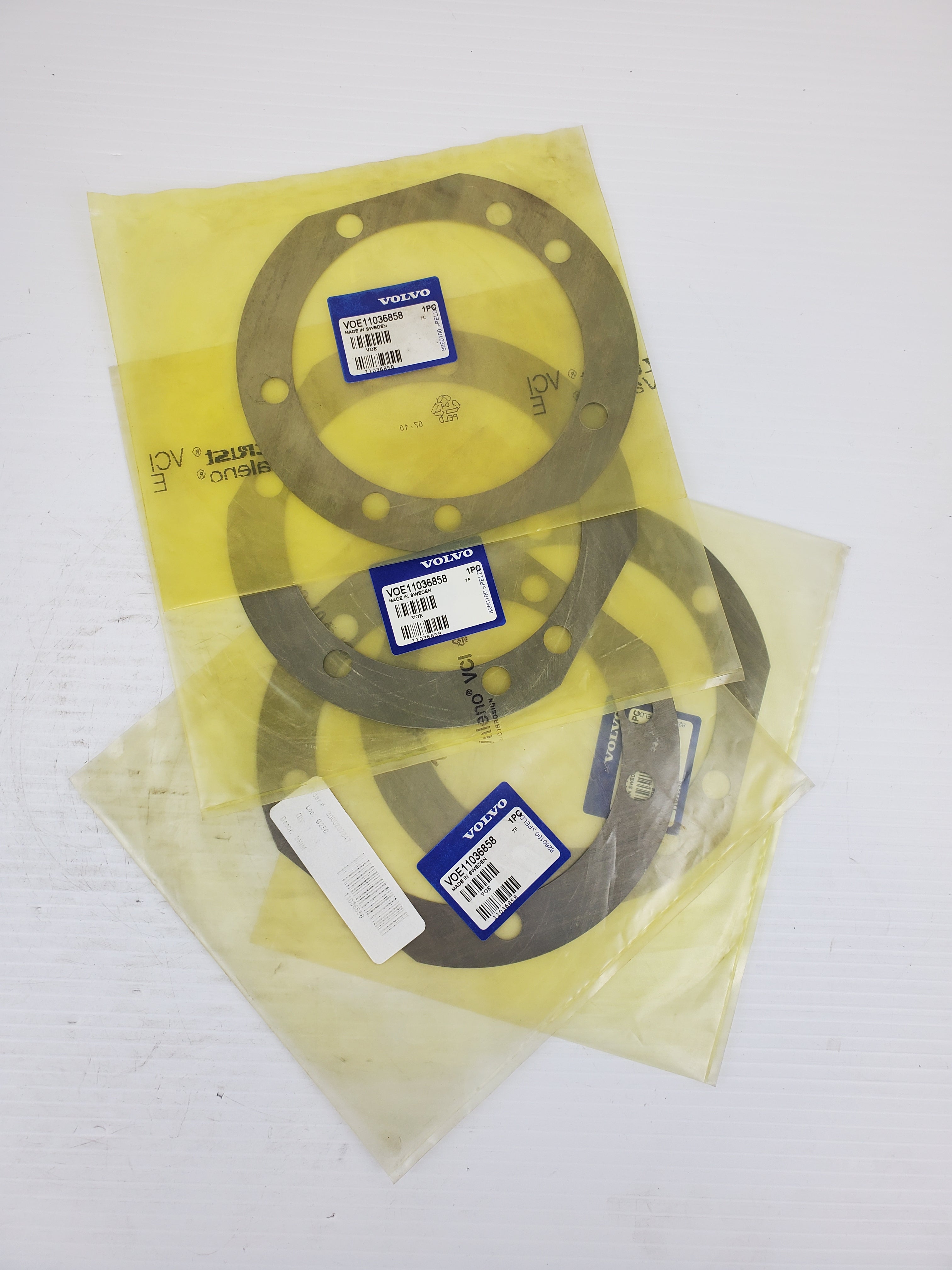 Volvo VOE 11036858 Shim (Lot of 4)