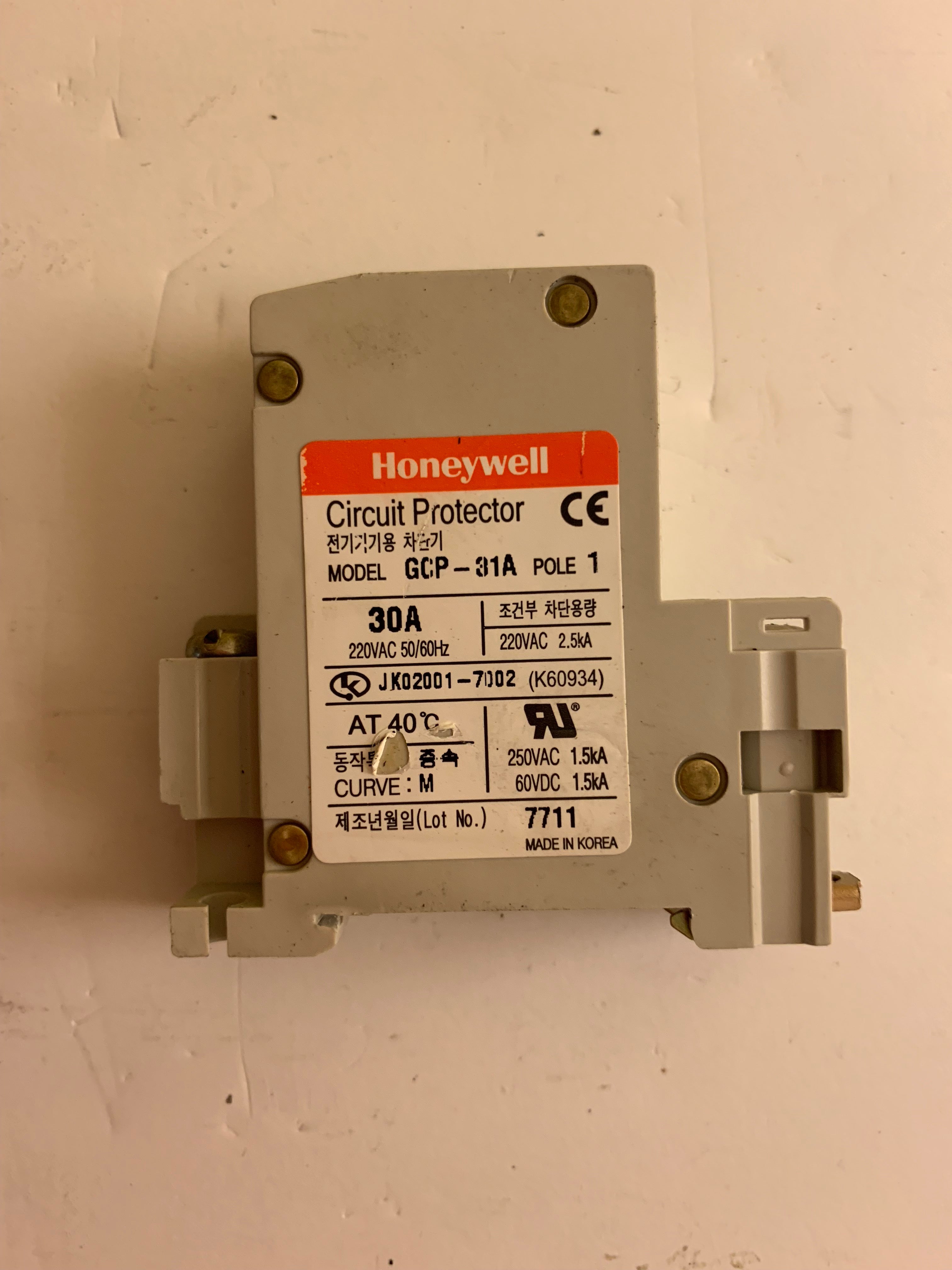 Honeywell GCP-31A Single Pole 30A Circuit Breaker