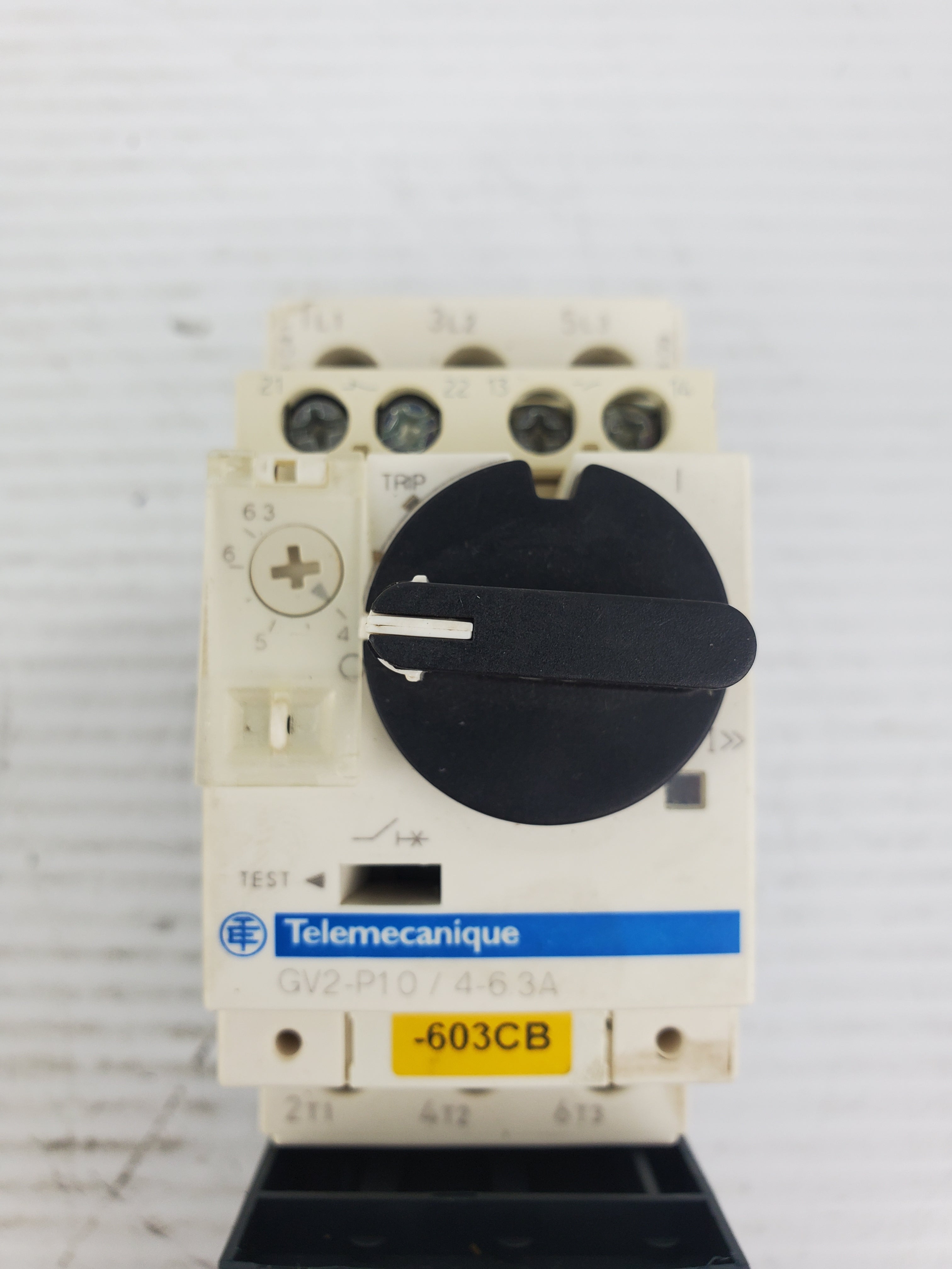Telemecanique GV2-P10/4-6.3A Motor Circuit Breaker with LC1D09 Contactor