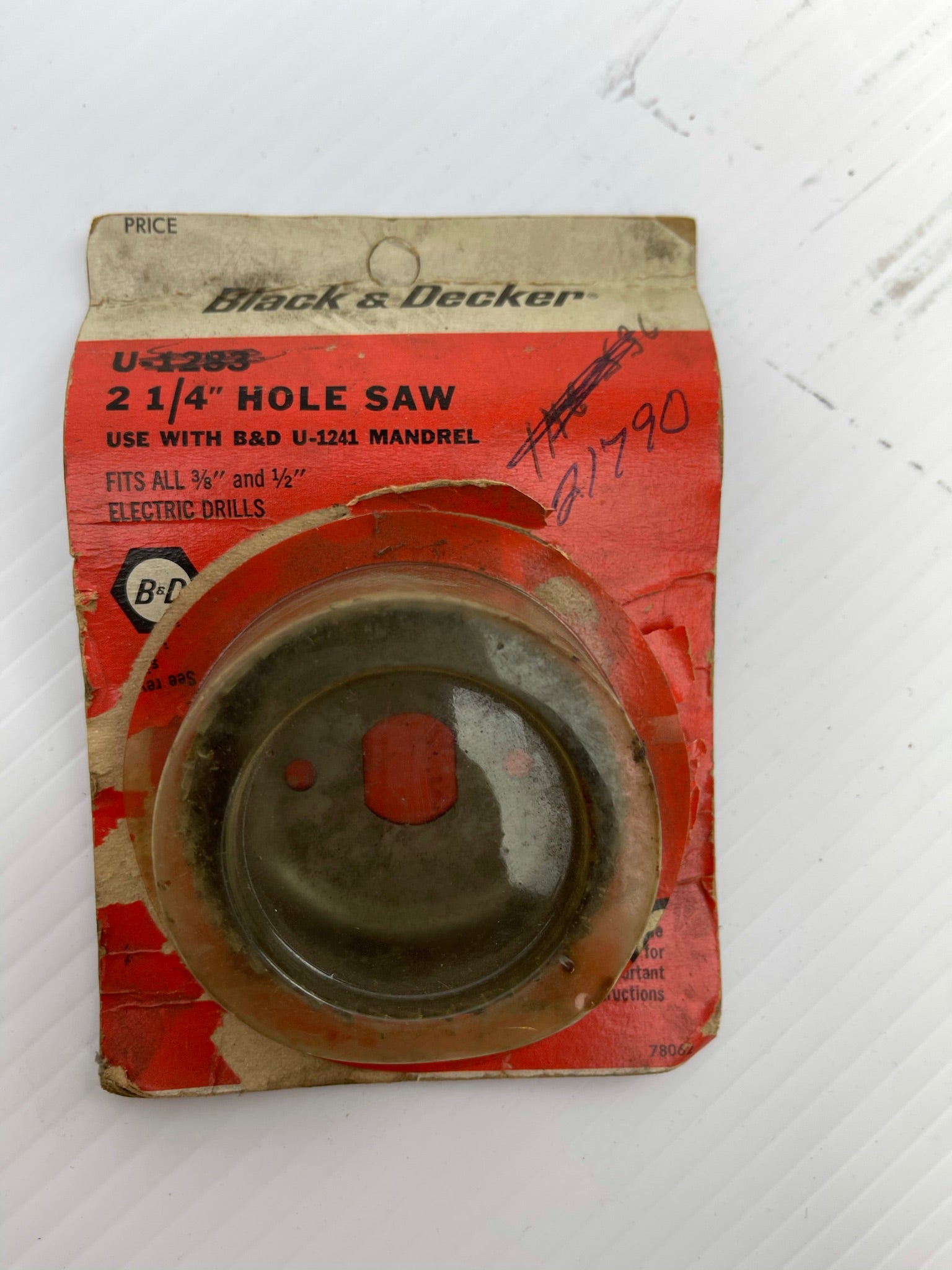 Black & Decker 2-1/4" Hole Saw Use With U-1241 Mandrel