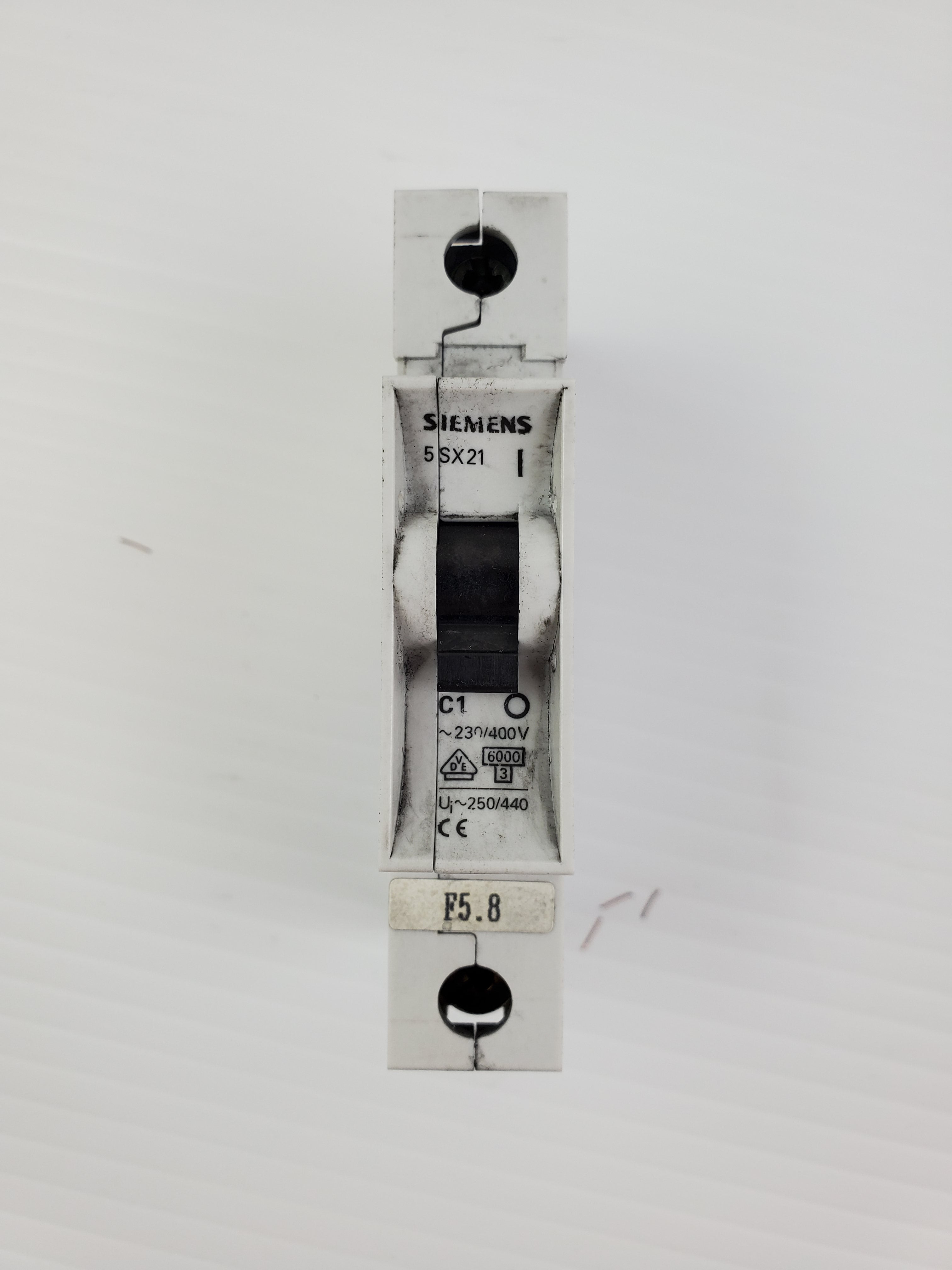 Siemens 5SX21 C1 Circuit Breaker 1 Amp 230/400V 5SX2 277VAC (Lot of 3)