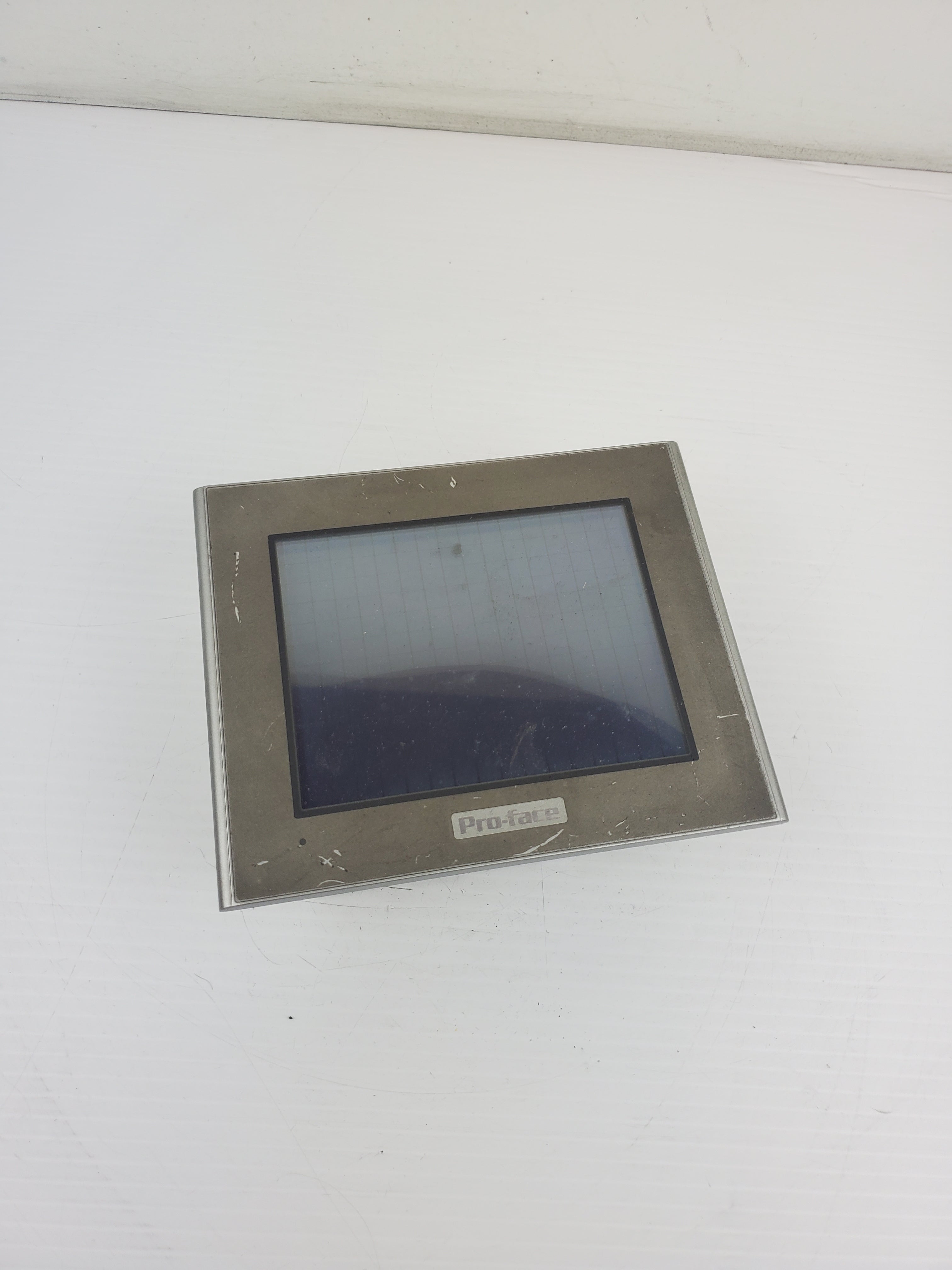 Pro-Face 2980070-03 Touchscreen Industrial Operator Interface 24V #84A15*AD