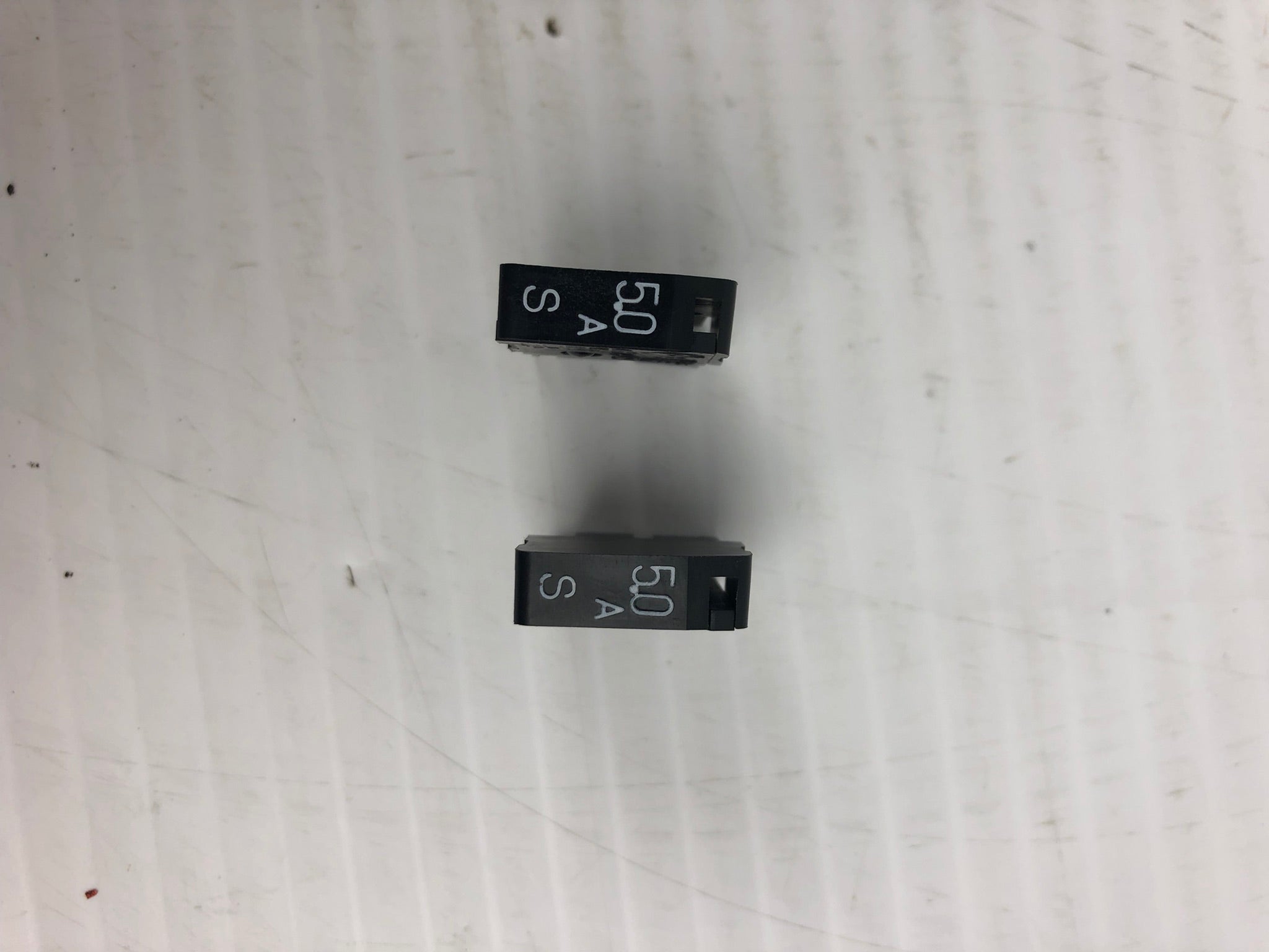 Daito SDP50 Time Fuse 5.0A 25VAC - Lot of 2