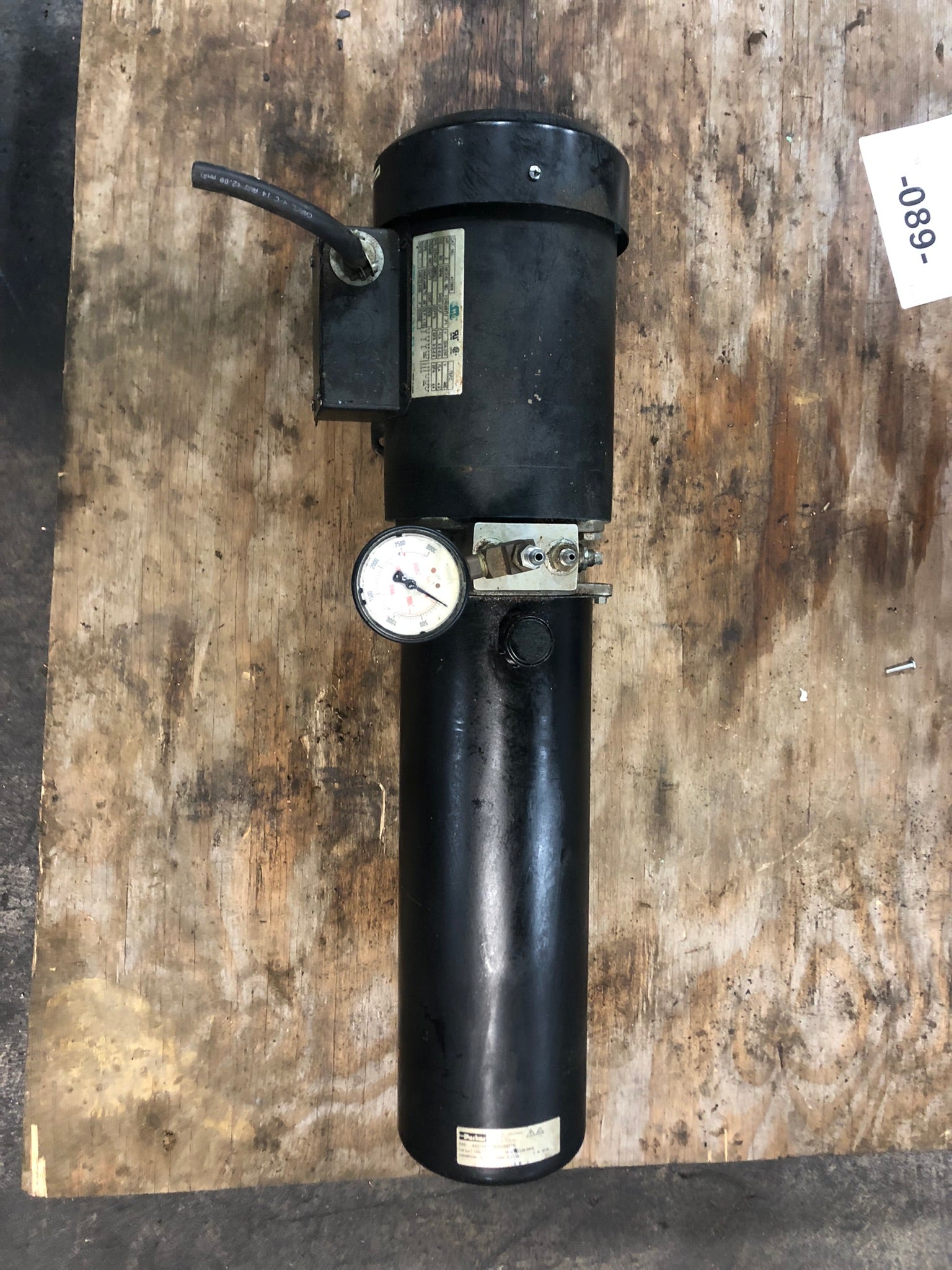 SMC YSN5662 Motor with Parker 550 649709 163510377E Hydraulic Unit
