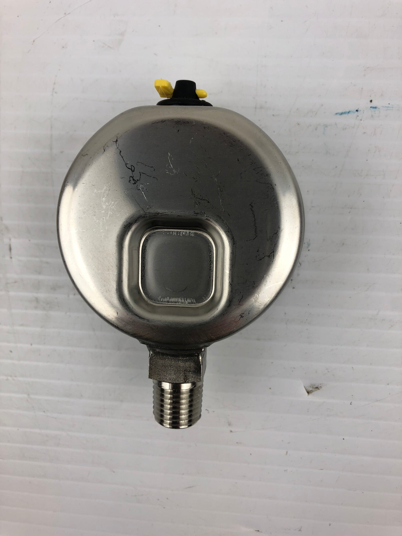WIKA Instrument LP 9833574 Gauge Pressure 100 PSI 2.5" 233.53