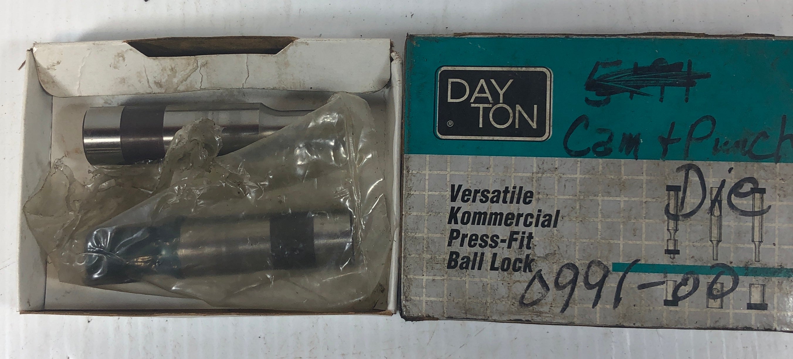 Dayton Versatile Kommercial Press Fit Ball Lock HJX75S325 Box of 2