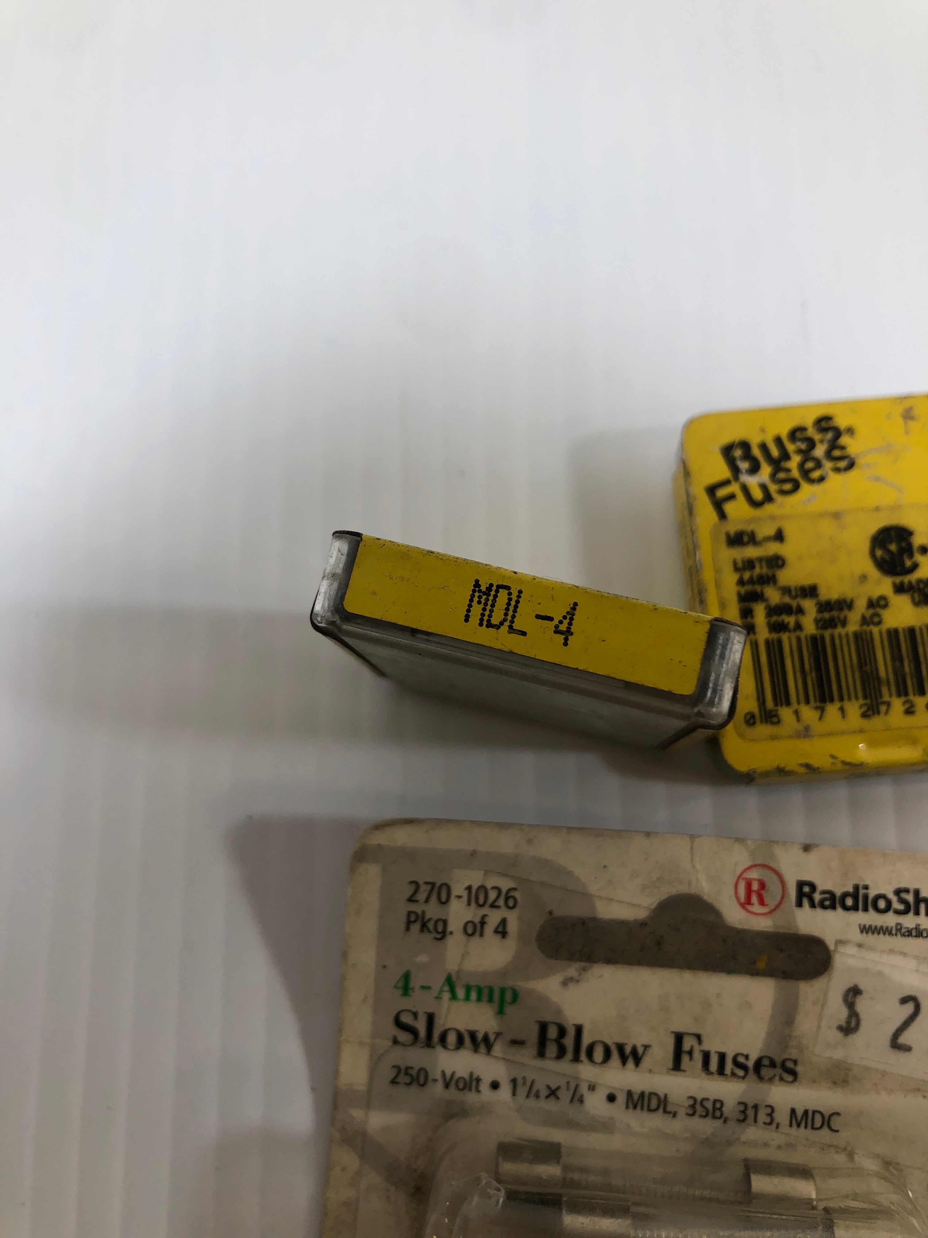 Miniature 4 Amp Fuse Lot 10 Buss MDL-4 and 6 Radio Shack Slow-Blow