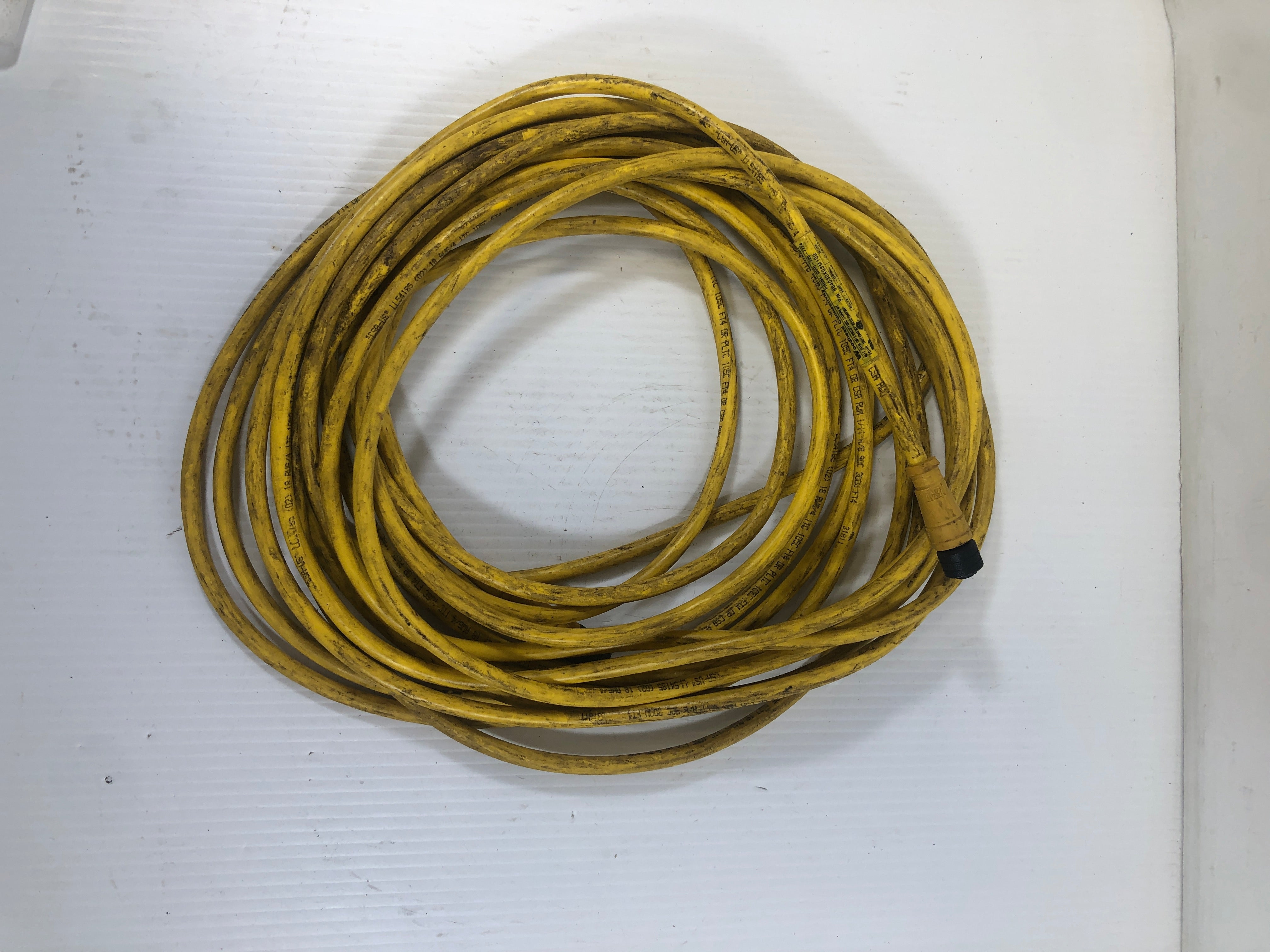 Woodhead Connectivity Brad Harrison Cable Double Ended Cordset 884030K03M100