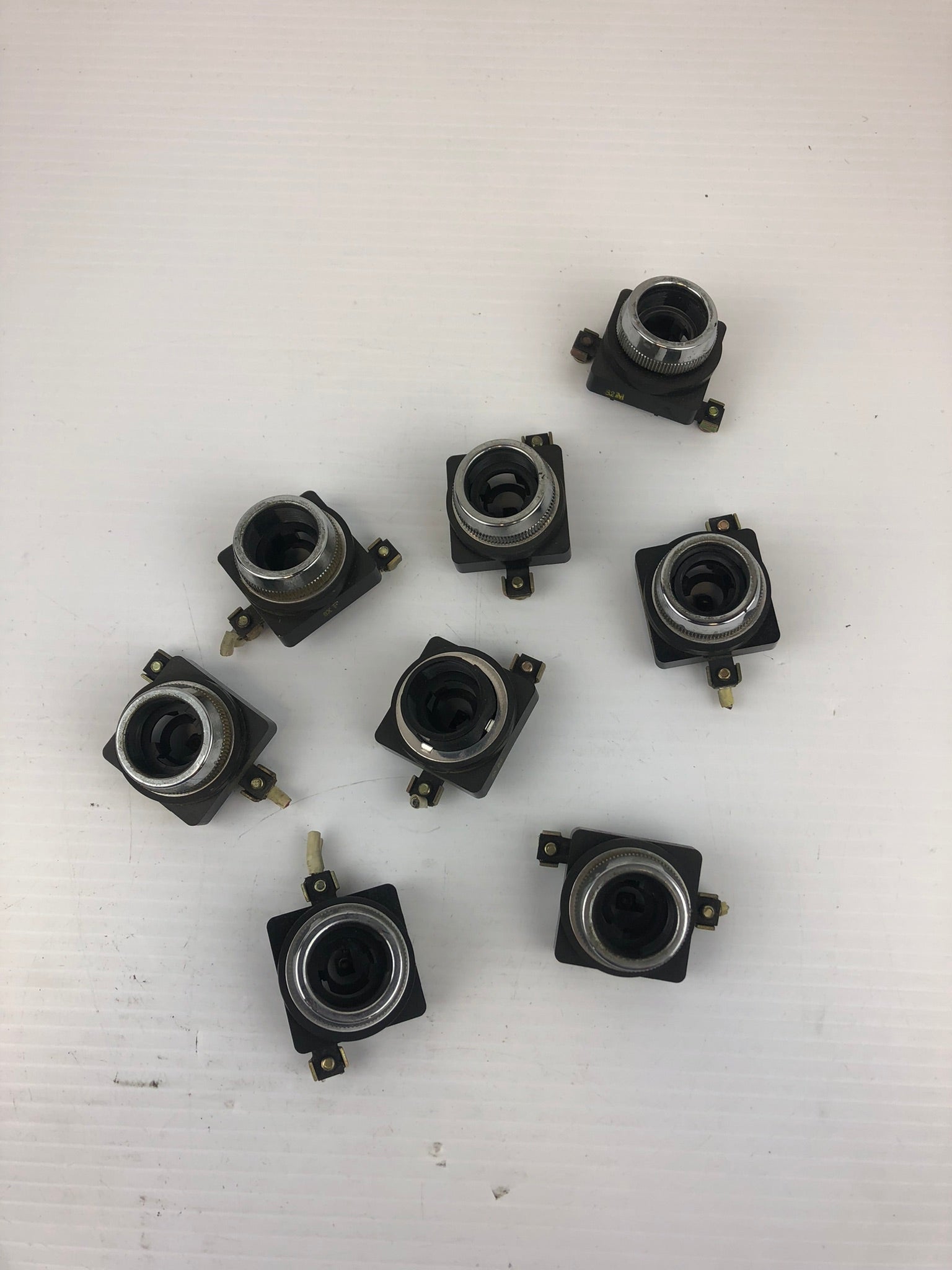 Fuji Rca470-Z Pilot Lamp 150 V 3W - No Cover, No Light (Lot of 8)