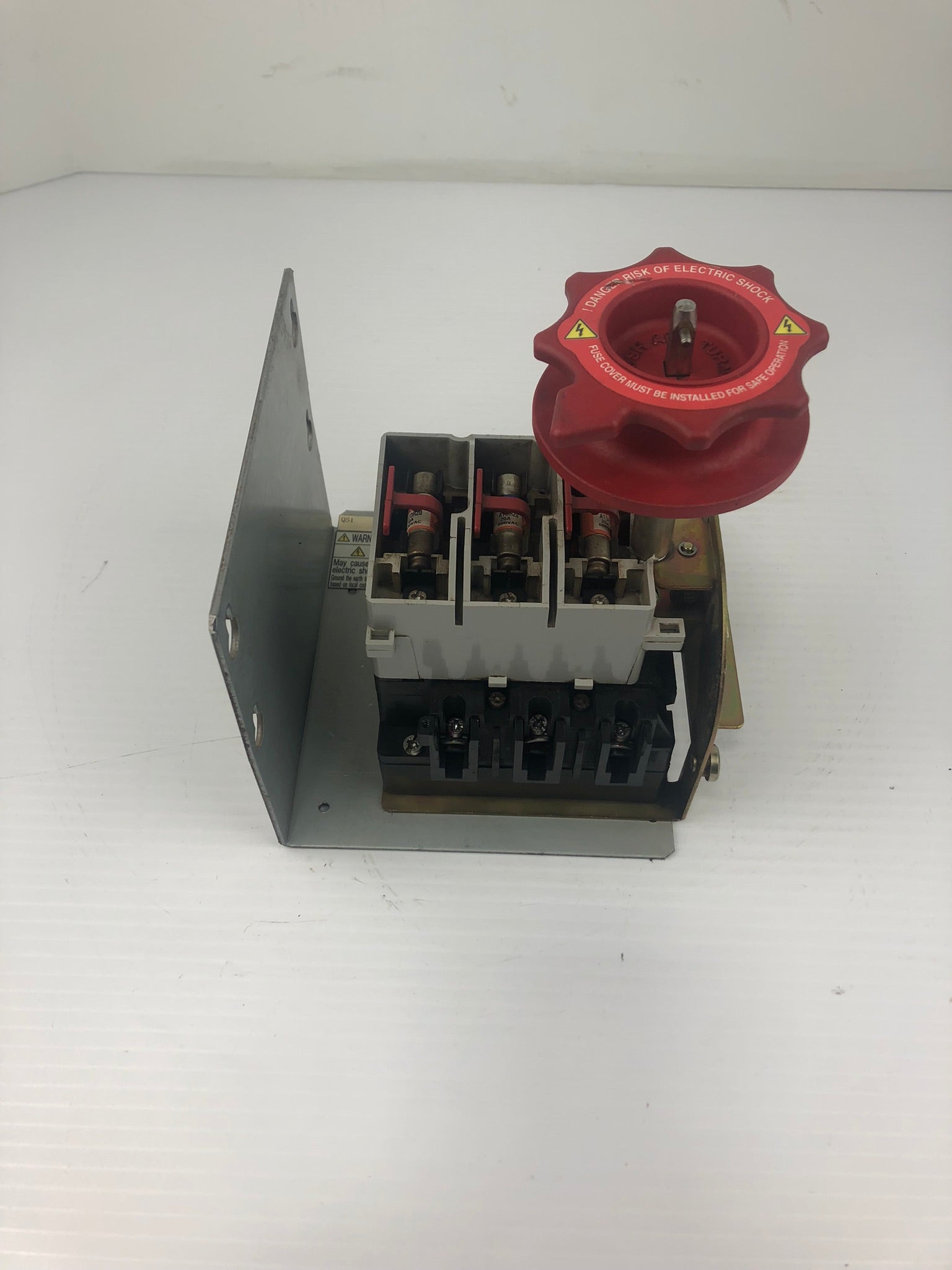 Allen-Bradley 194RF-NC030* Ser A Fused Disconnect Switch Mounted Broken Casing