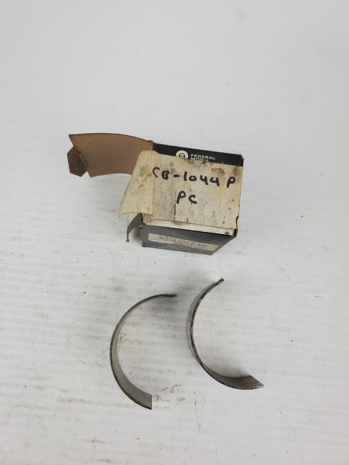 Federal Mogul CB-1044P Connecting Rod Bearing CB1044P