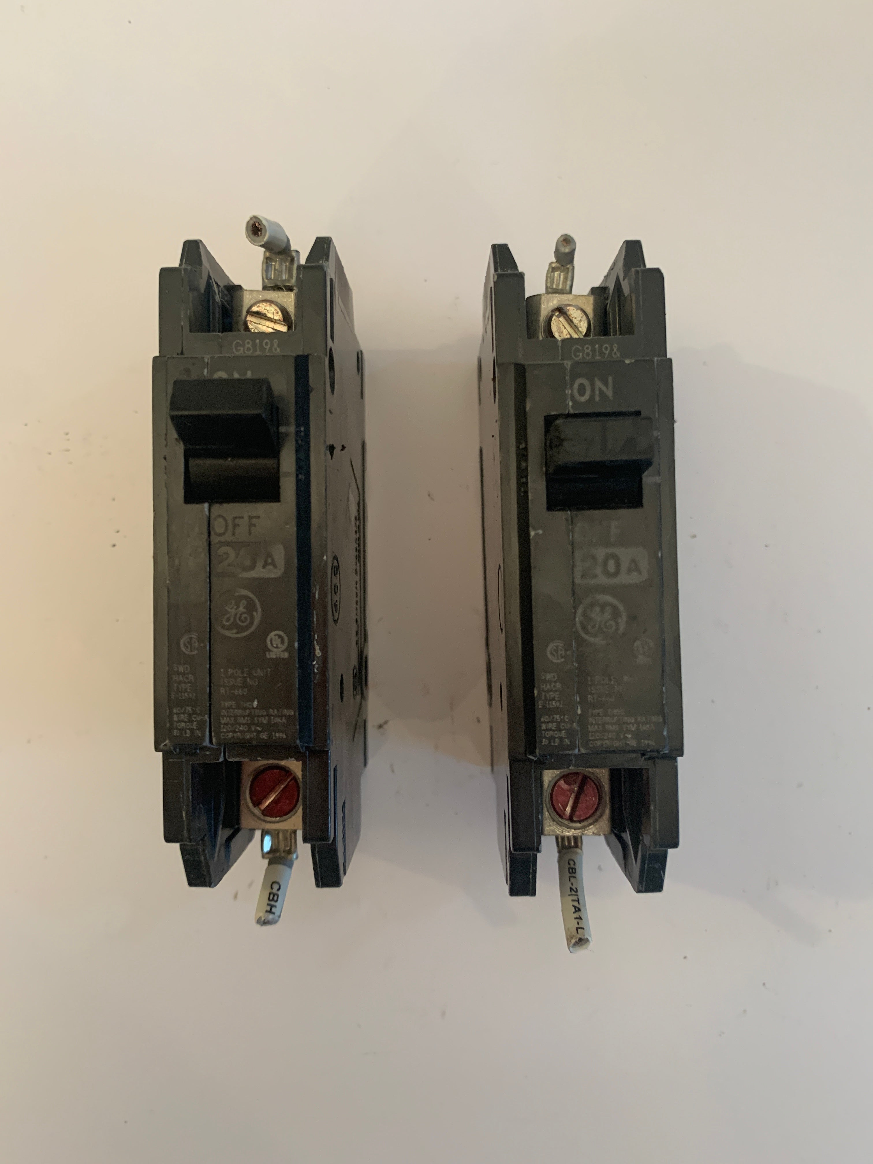 GE Circuit Breaker One Pole 20 Amp (Lot of 2)