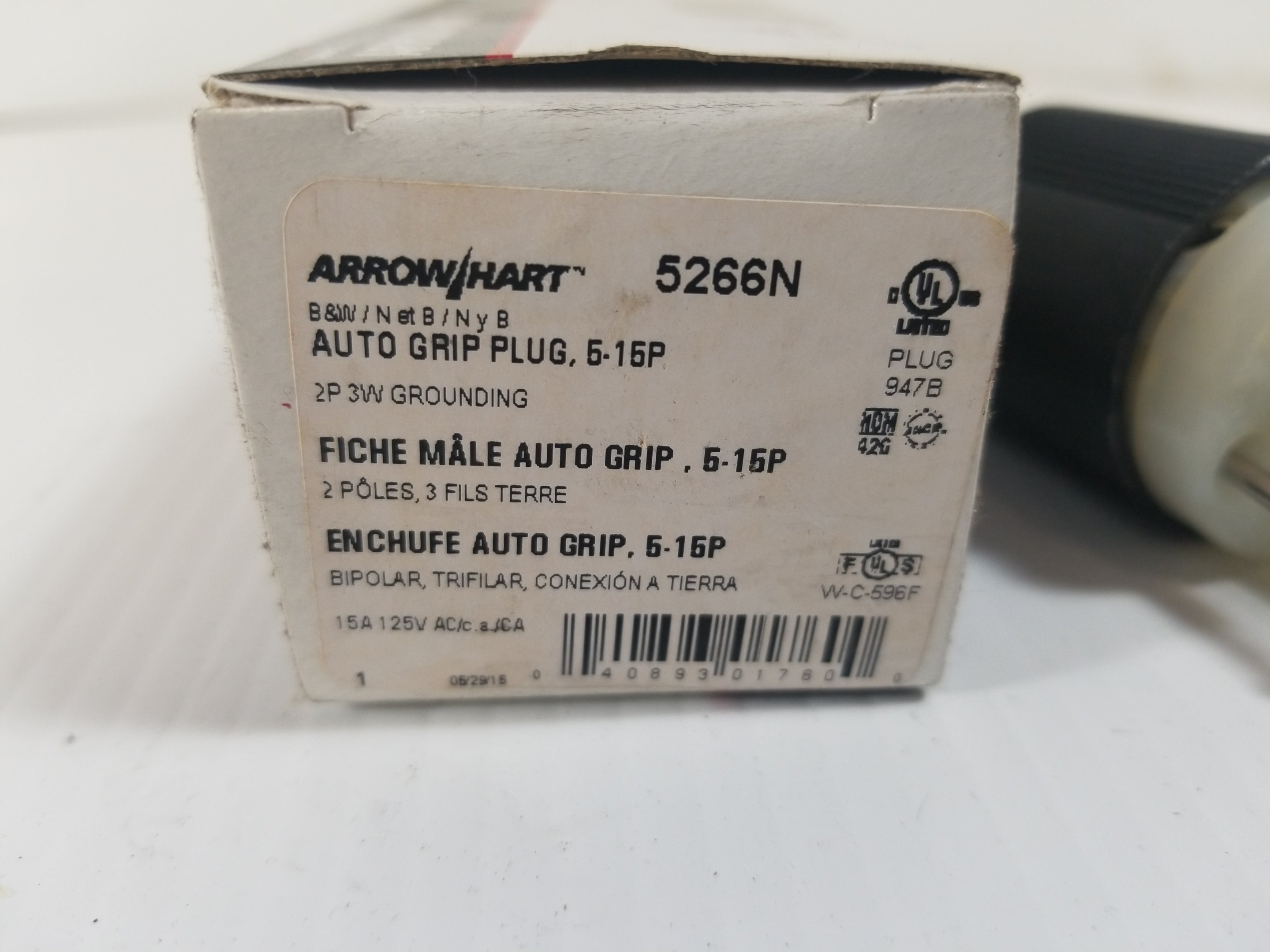 Arrowhart 5266N Auto Grip Plug 2P 3W Electrical Connector