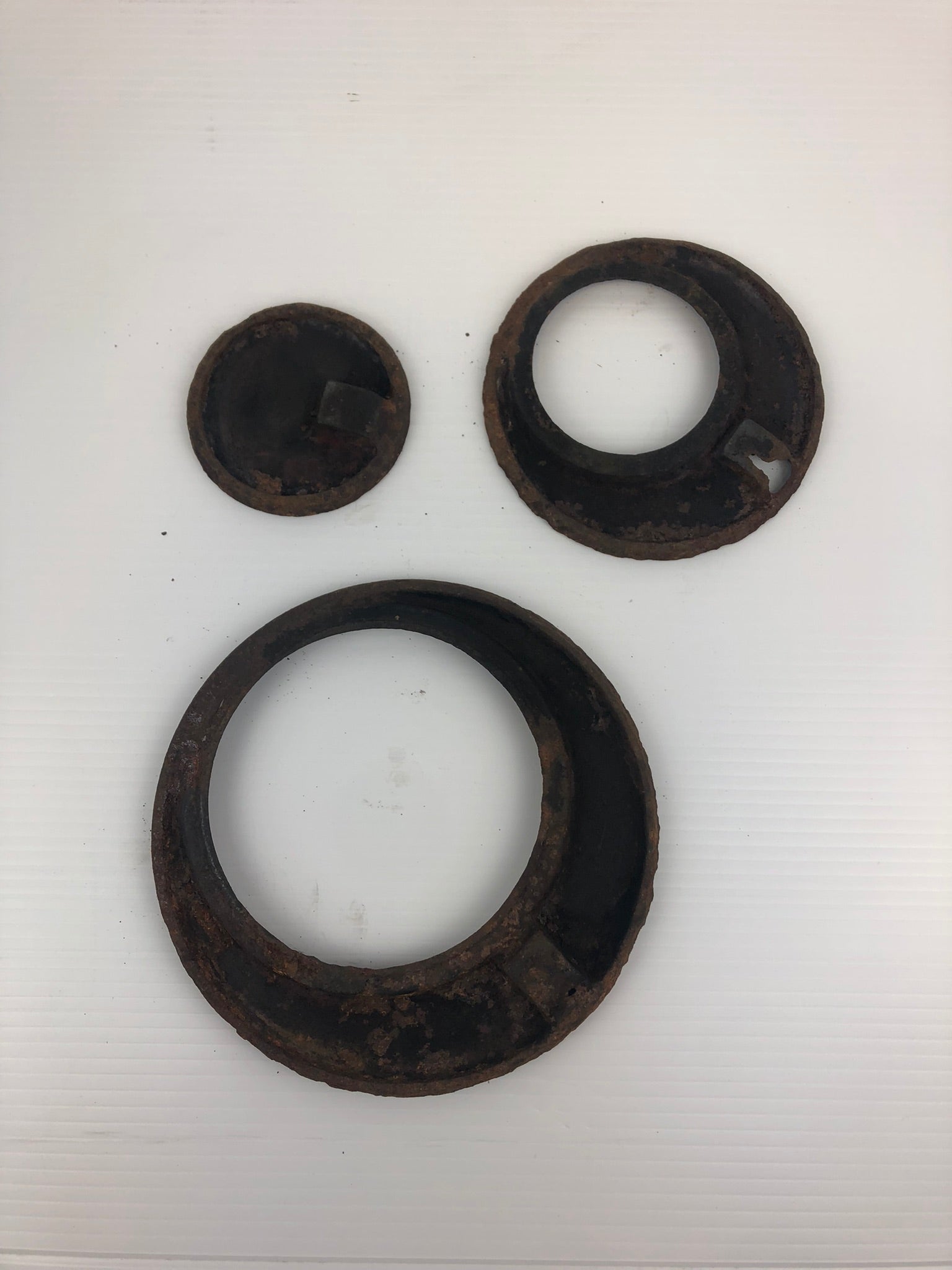 Antique Foster Stoves and Ranges Burner Cover 3 Piece Round Cast Iron